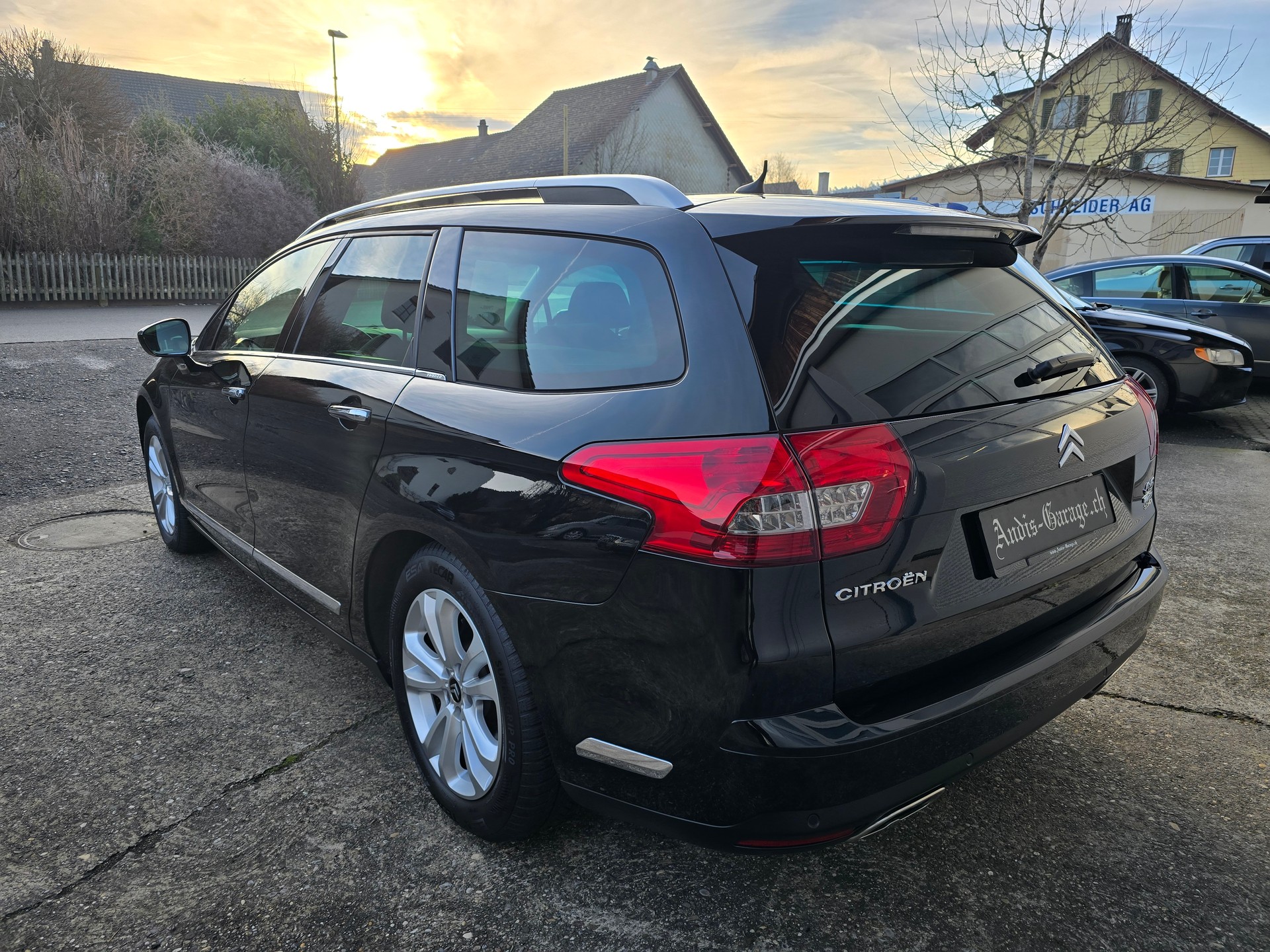 CITROEN C5 Tourer 3.0 HDi V6 Exclusive Automatic-image-2
