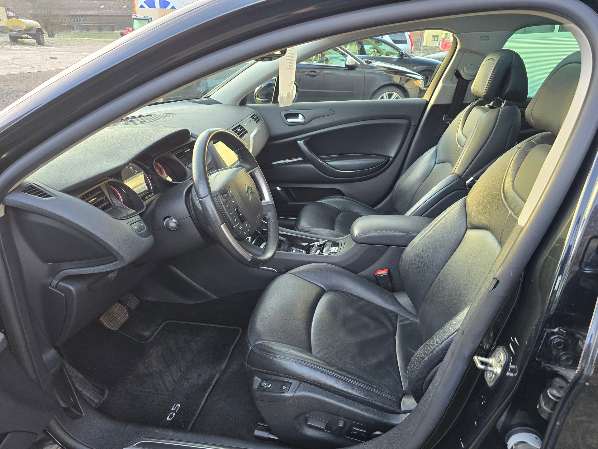 CITROEN C5 Tourer 3.0 HDi V6 Exclusive Automatic-image-5