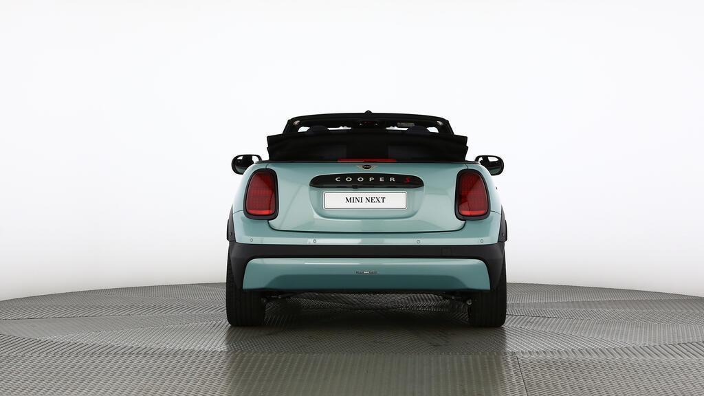 MINI Cooper Cabrio S-image-13