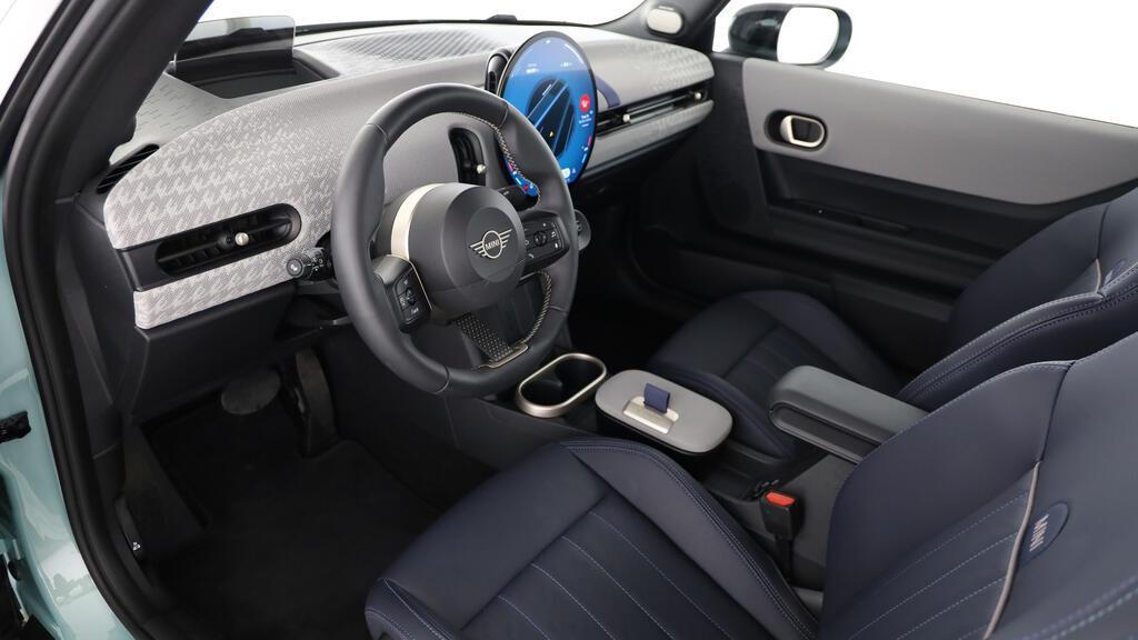 MINI Cooper Cabrio S-image-16