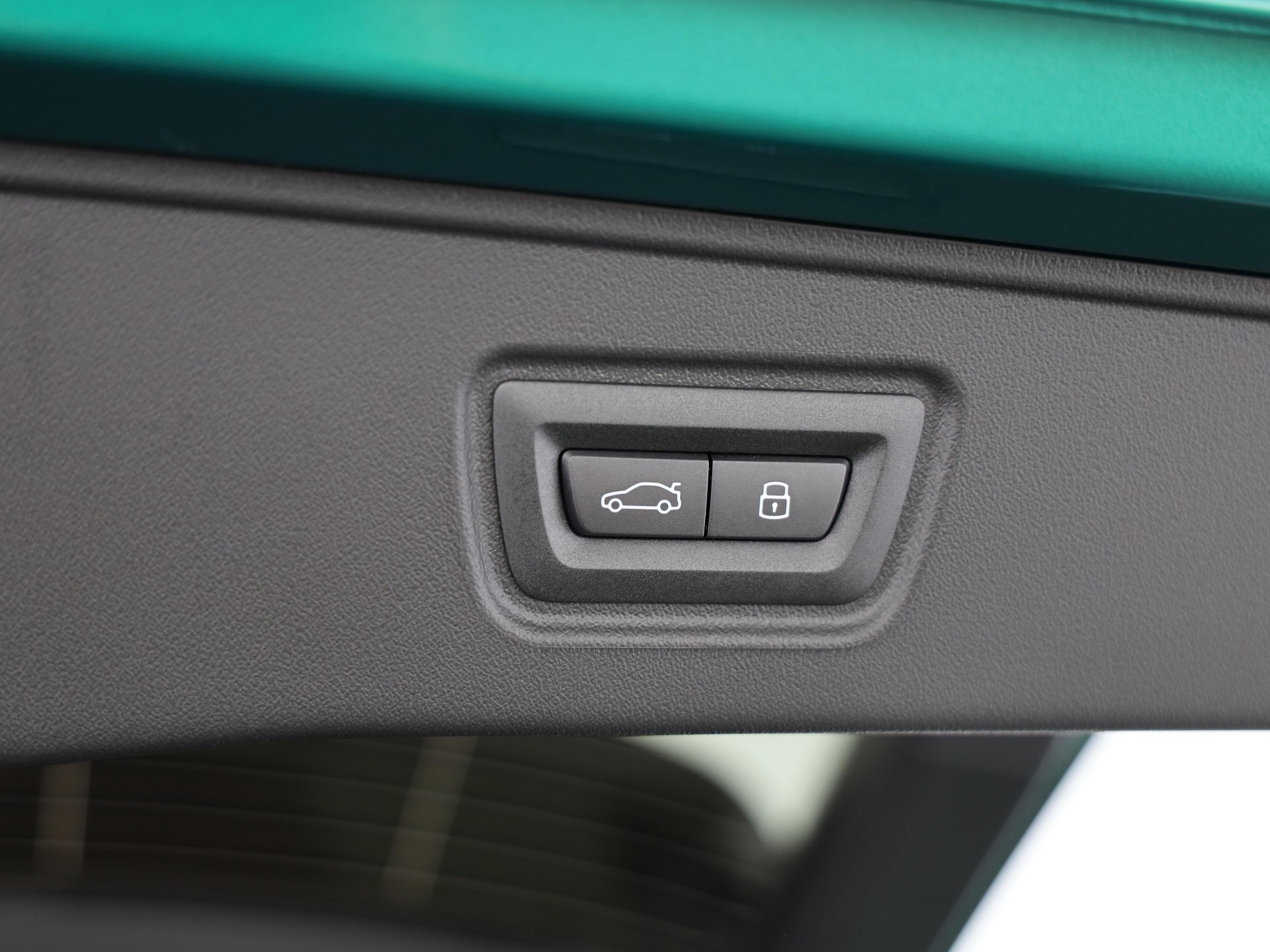 BMW M5 xDrive Touring-image-10