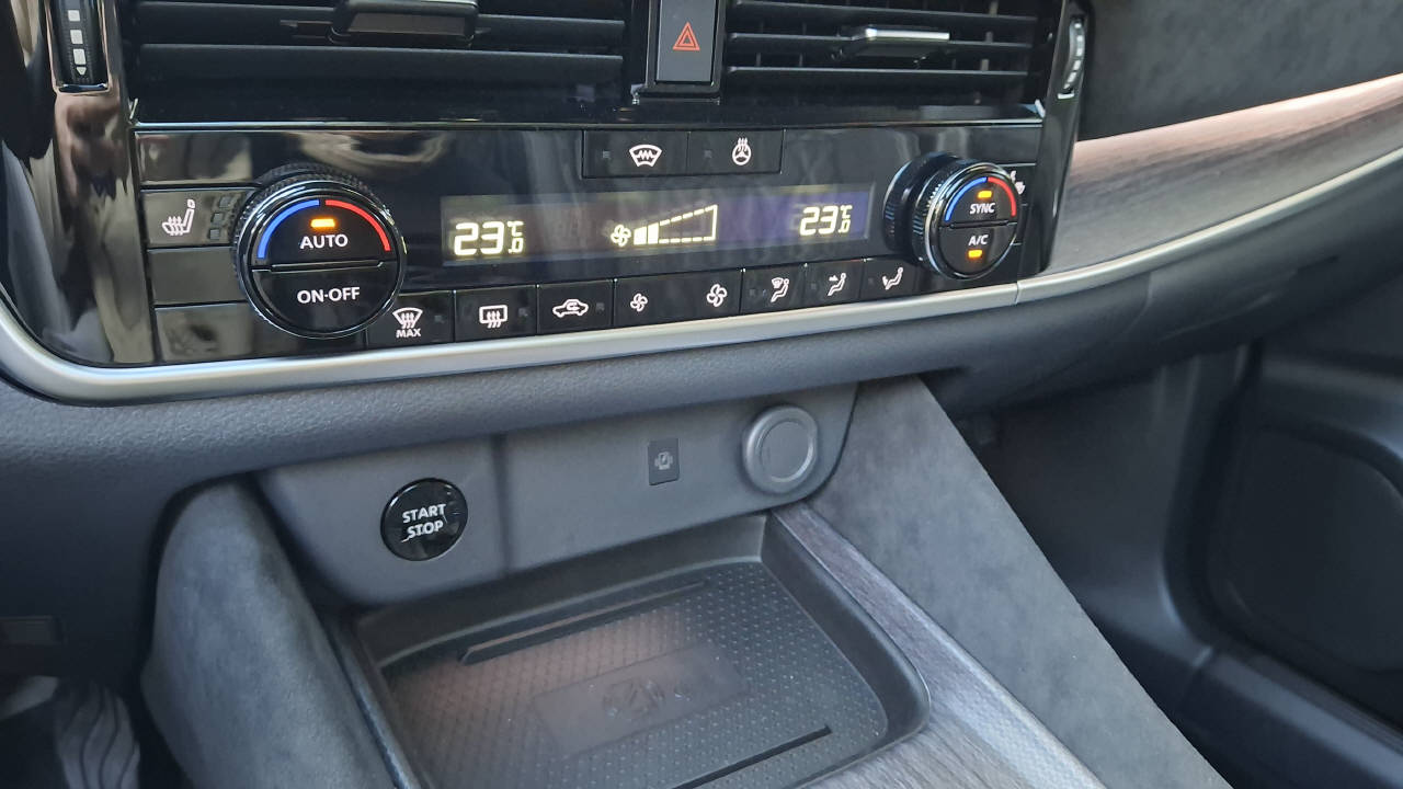 NISSAN Qashqai 1.5 VC-T Tekna+-image-13