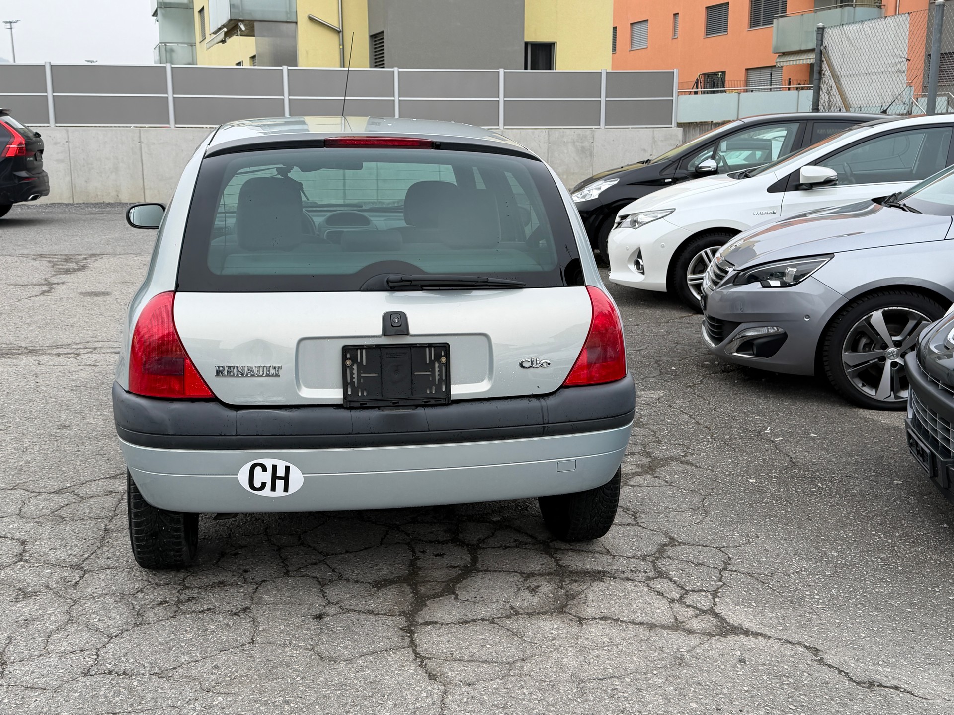 RENAULT Clio 1.6 RXE Advantage-image-13