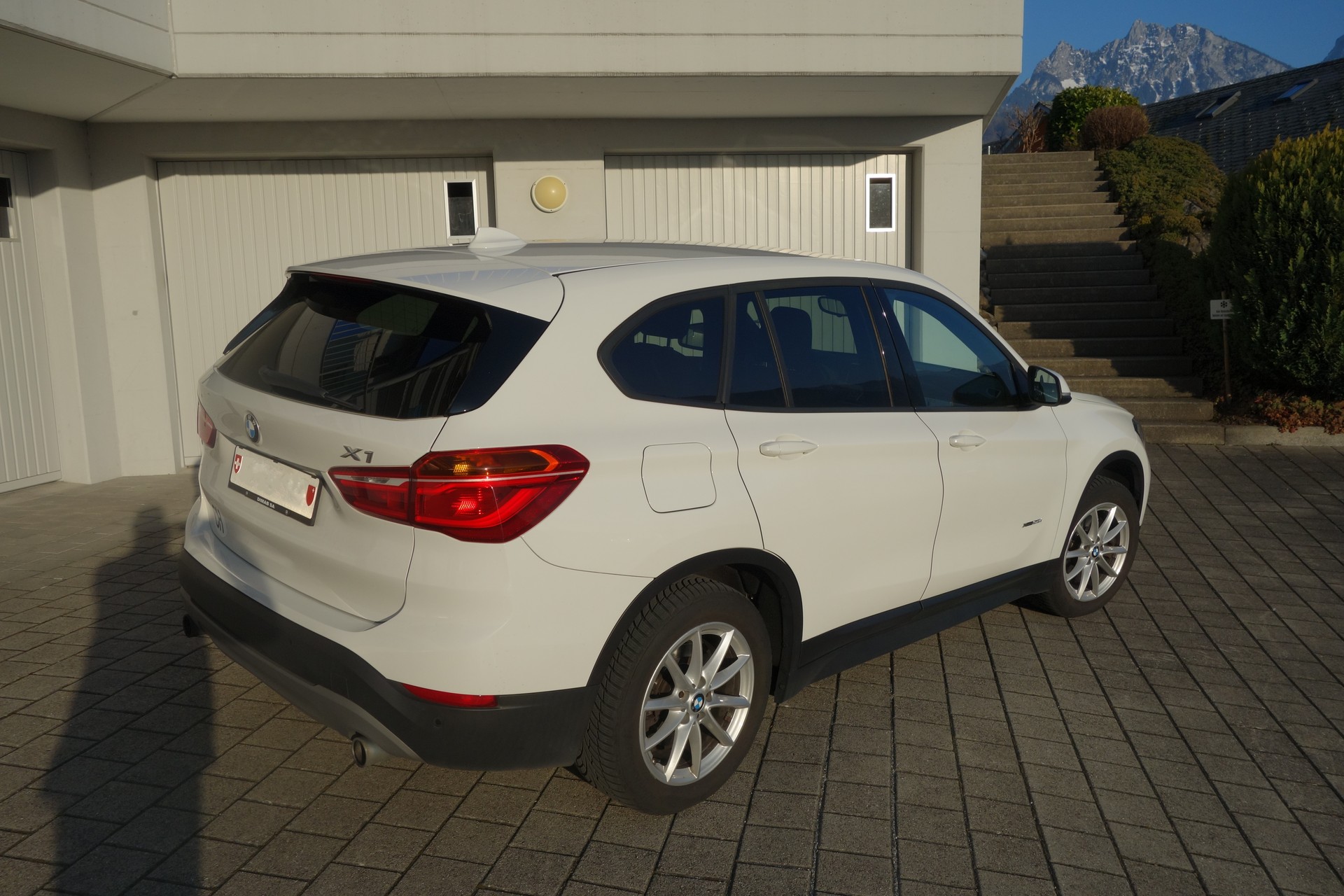 BMW X1 xDrive 25i xLine Steptronic-image-4