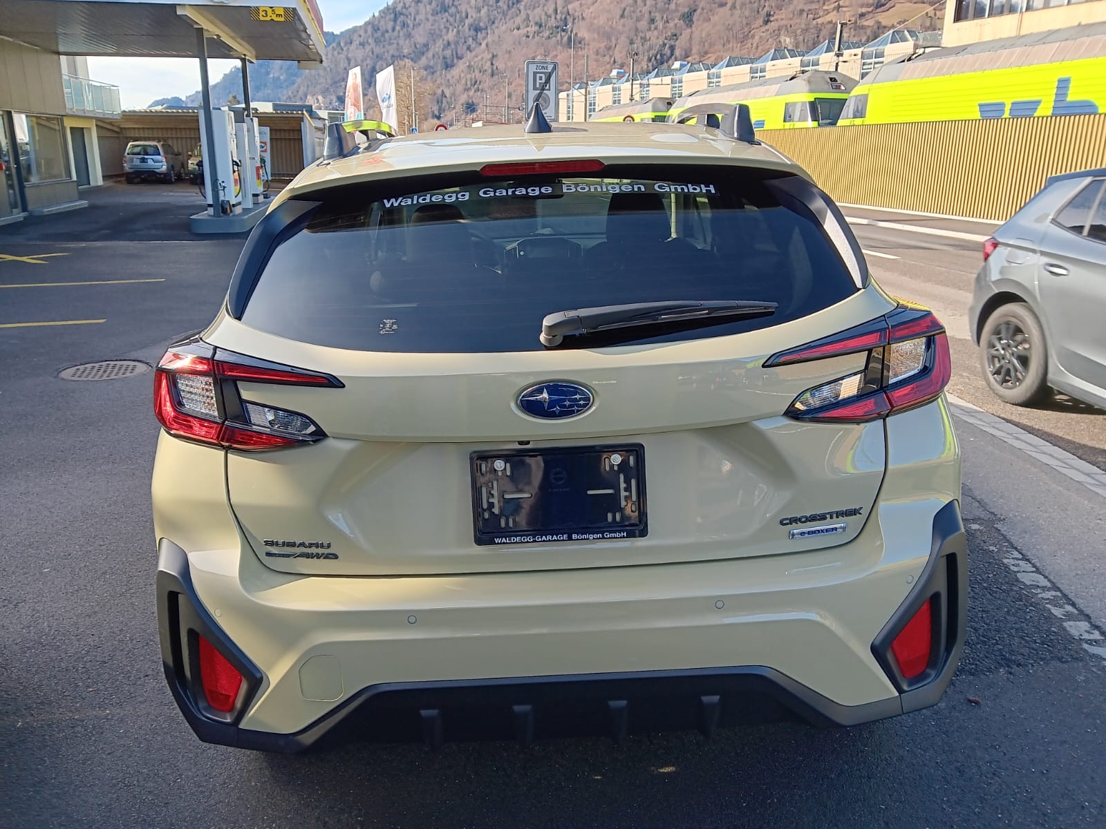 SUBARU Crosstrek Swiss Plus-image-8