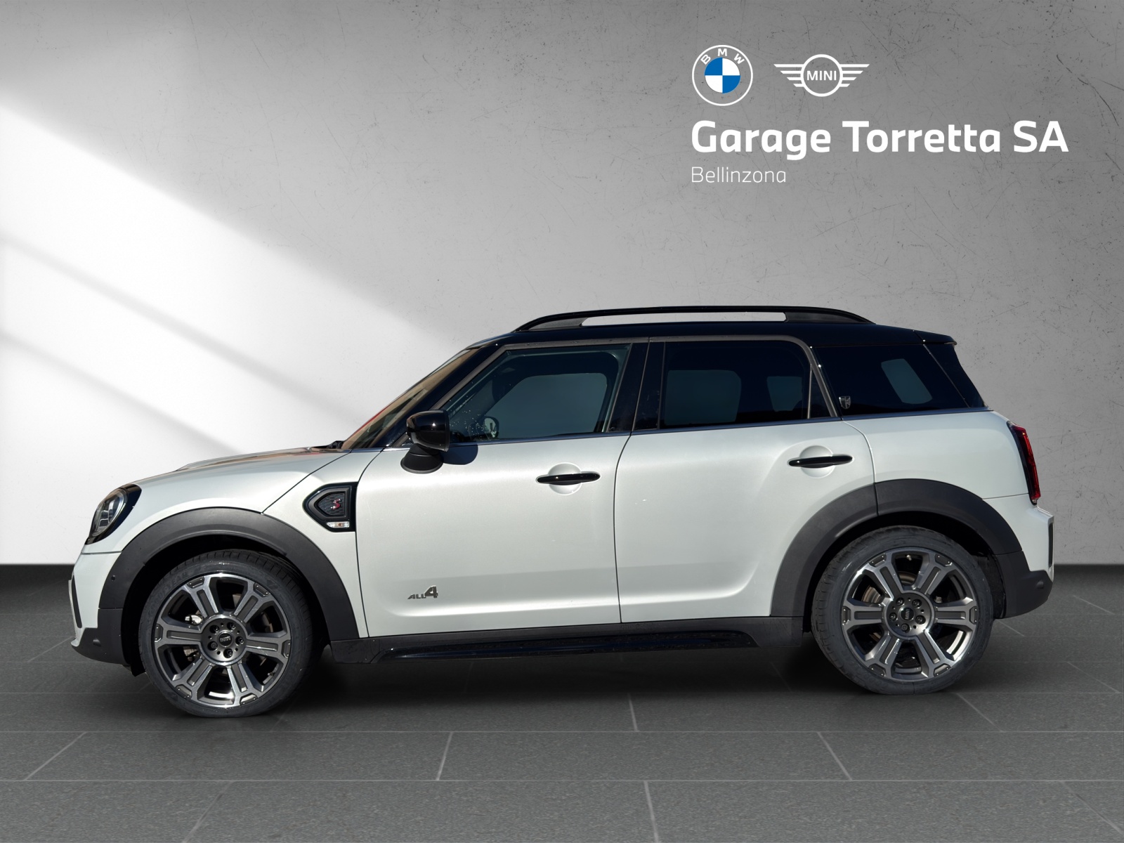 MINI Countryman Cooper S ALL4 Steptronic-image-1