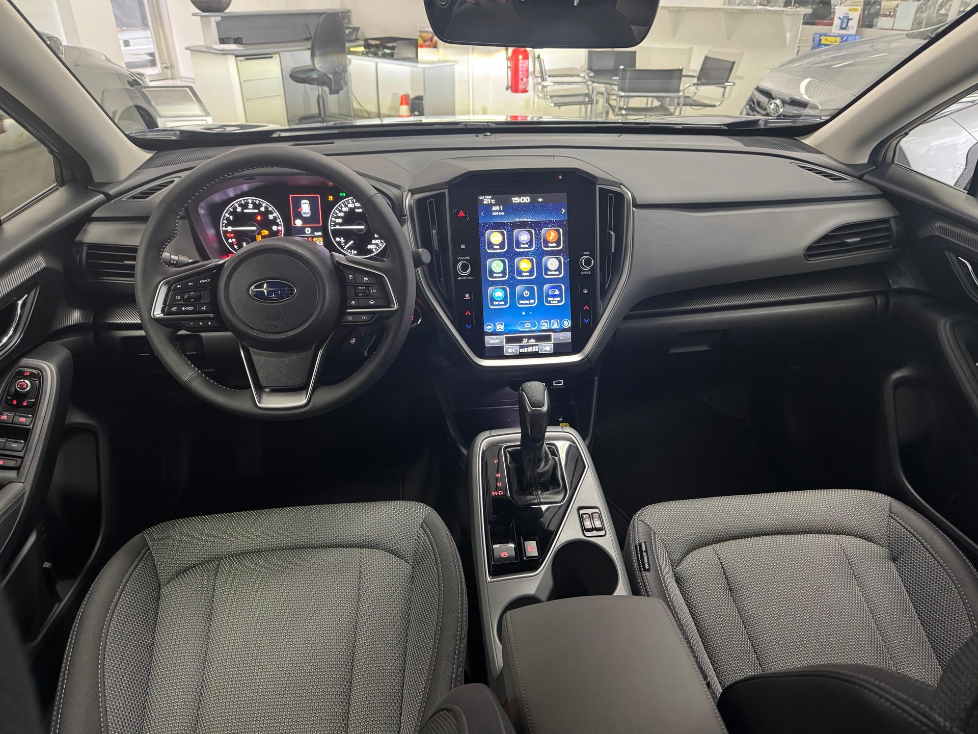 SUBARU Crosstrek 2.0i e-Boxer Swiss Plus-image-7