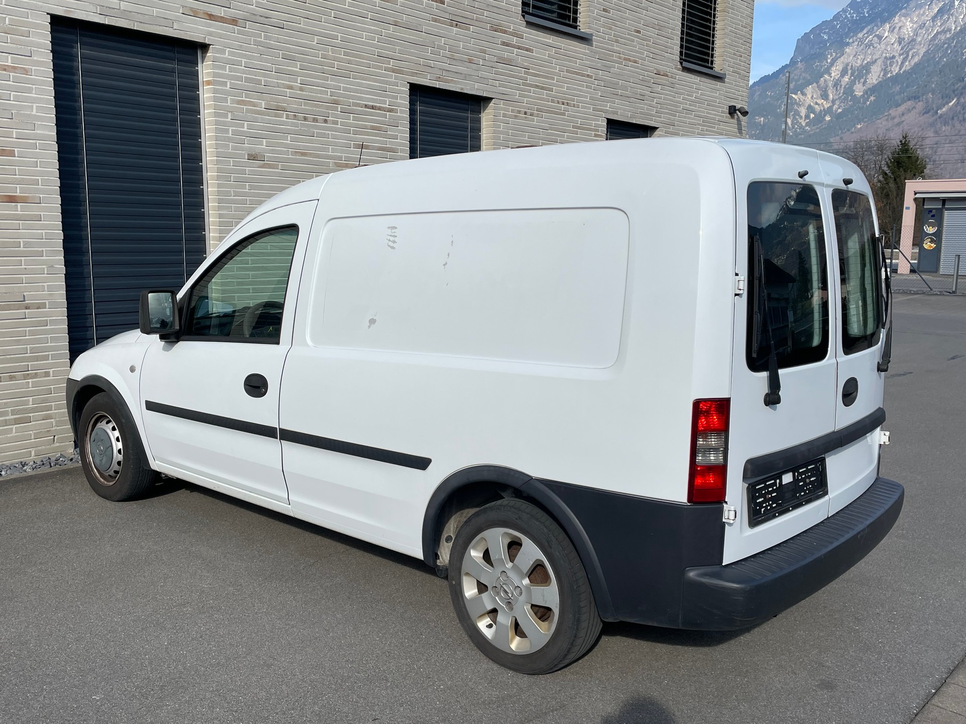 OPEL Combo Van 1.4 TWINPORT Comfort-image-12