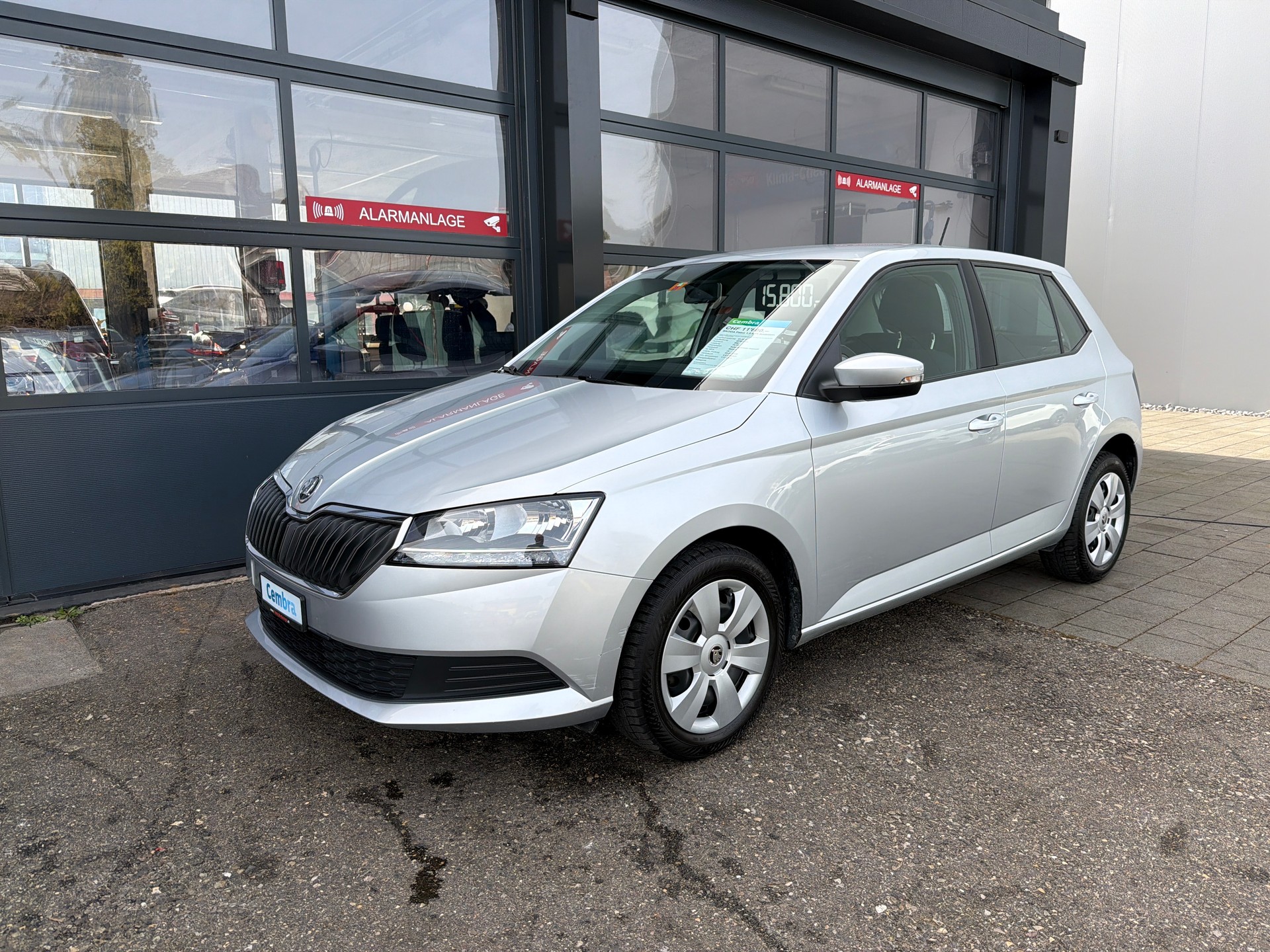 SKODA Fabia 1.0 MPI Ambition-image-0