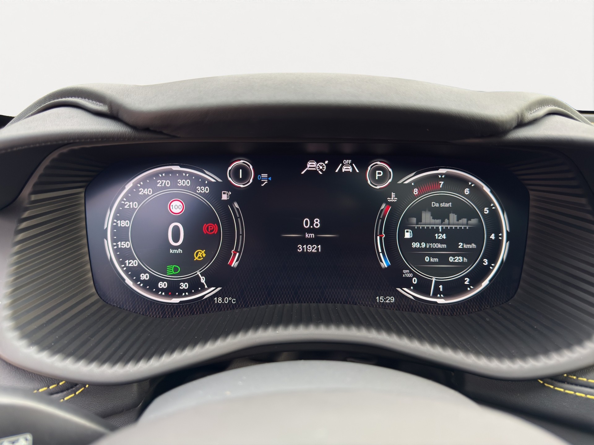 ASTON MARTIN DBX 707 4.0 V8-image-7