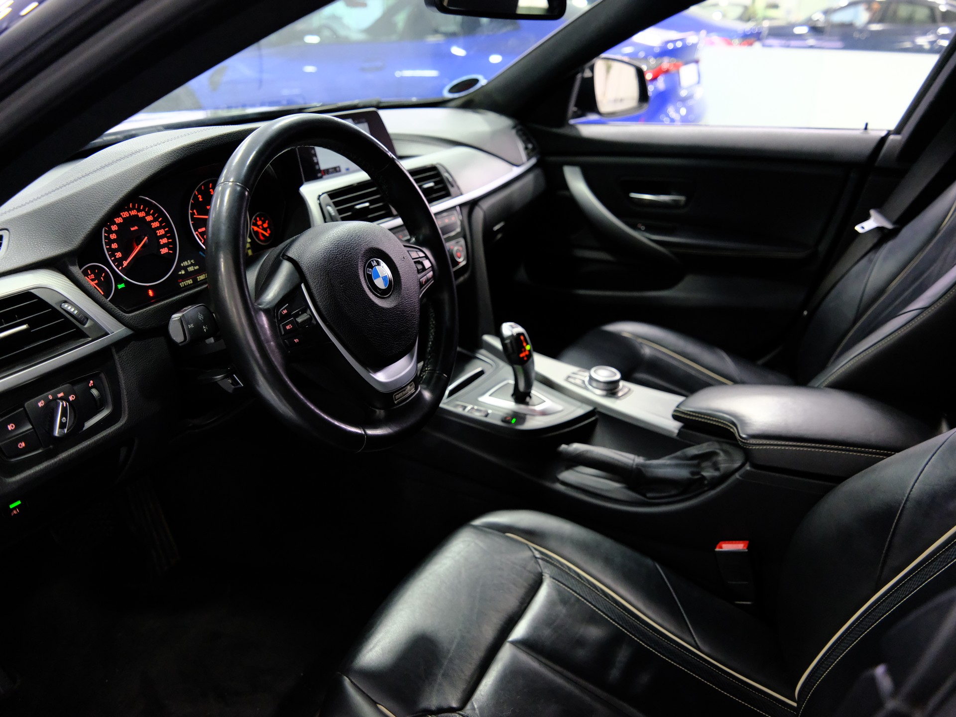 BMW 420d Gran Coupé xDrive Luxury Line Steptronic-image-9