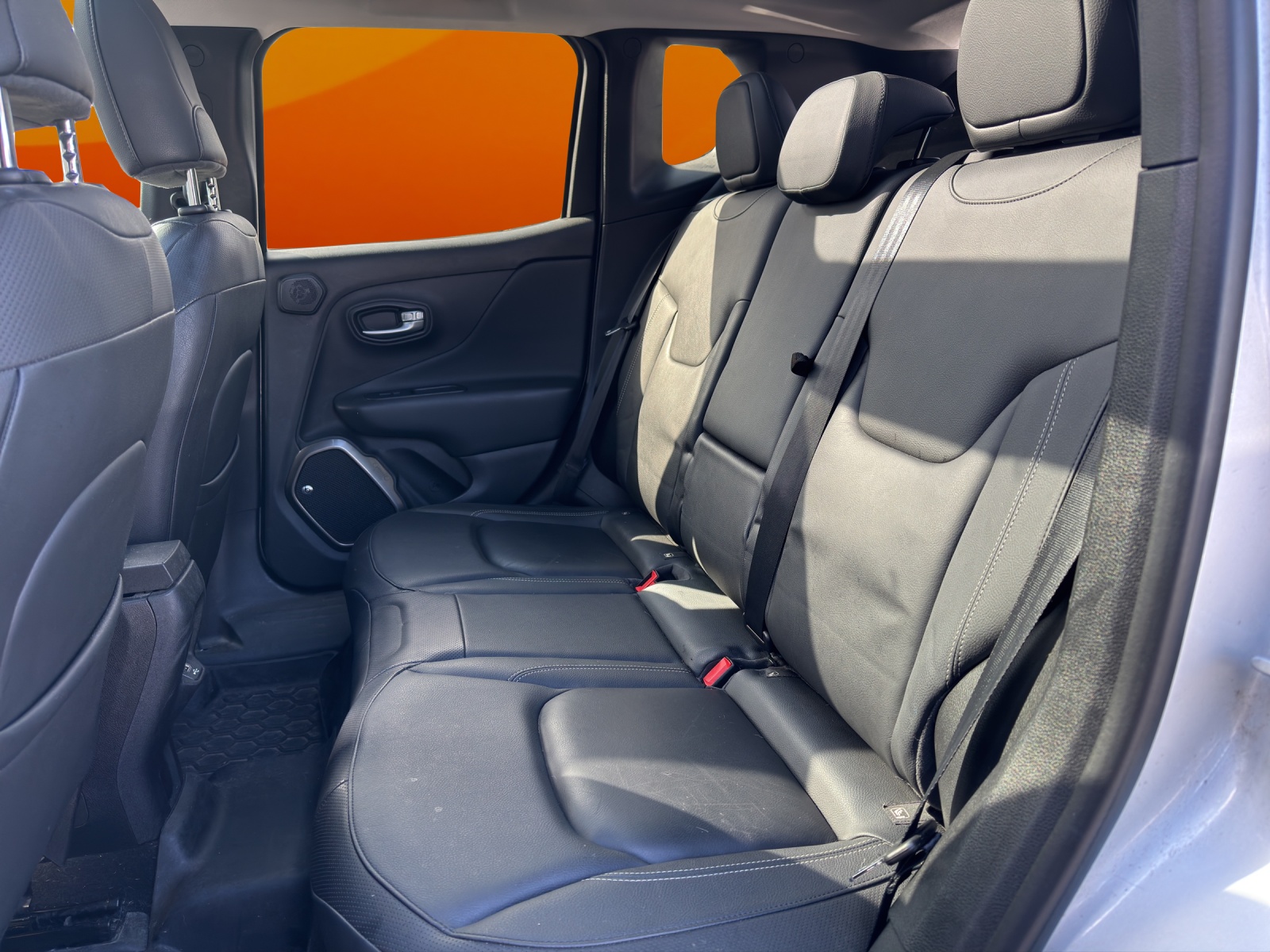 JEEP Renegade 1.4 Turbo Limited AWD-image-11