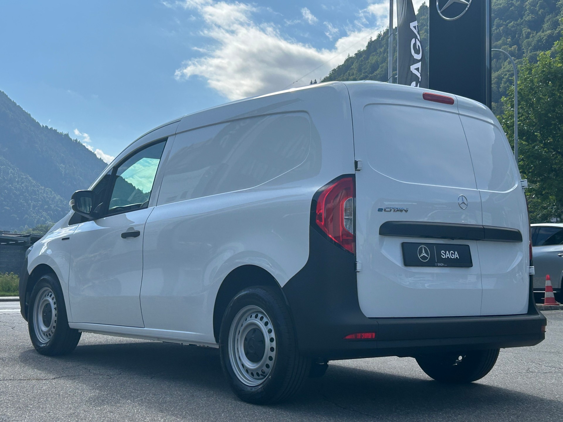 MERCEDES-BENZ eCitan Standard S WORKER-showroom-element-3