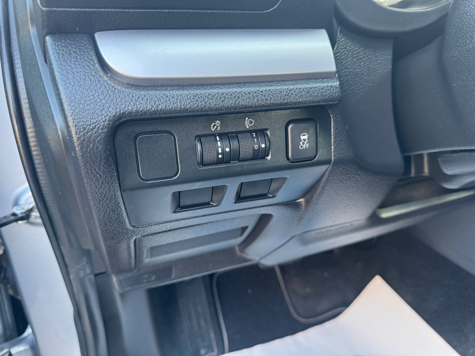 SUBARU Forester 2.0D Swiss Lineatronic-image-16