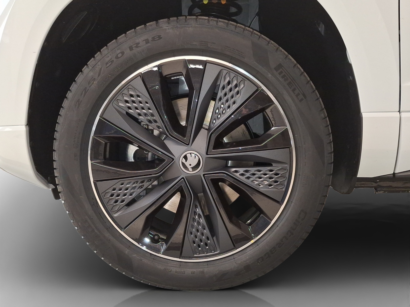 SKODA Karoq 2.0 TSI SportLine 4x4 DSG-image-14