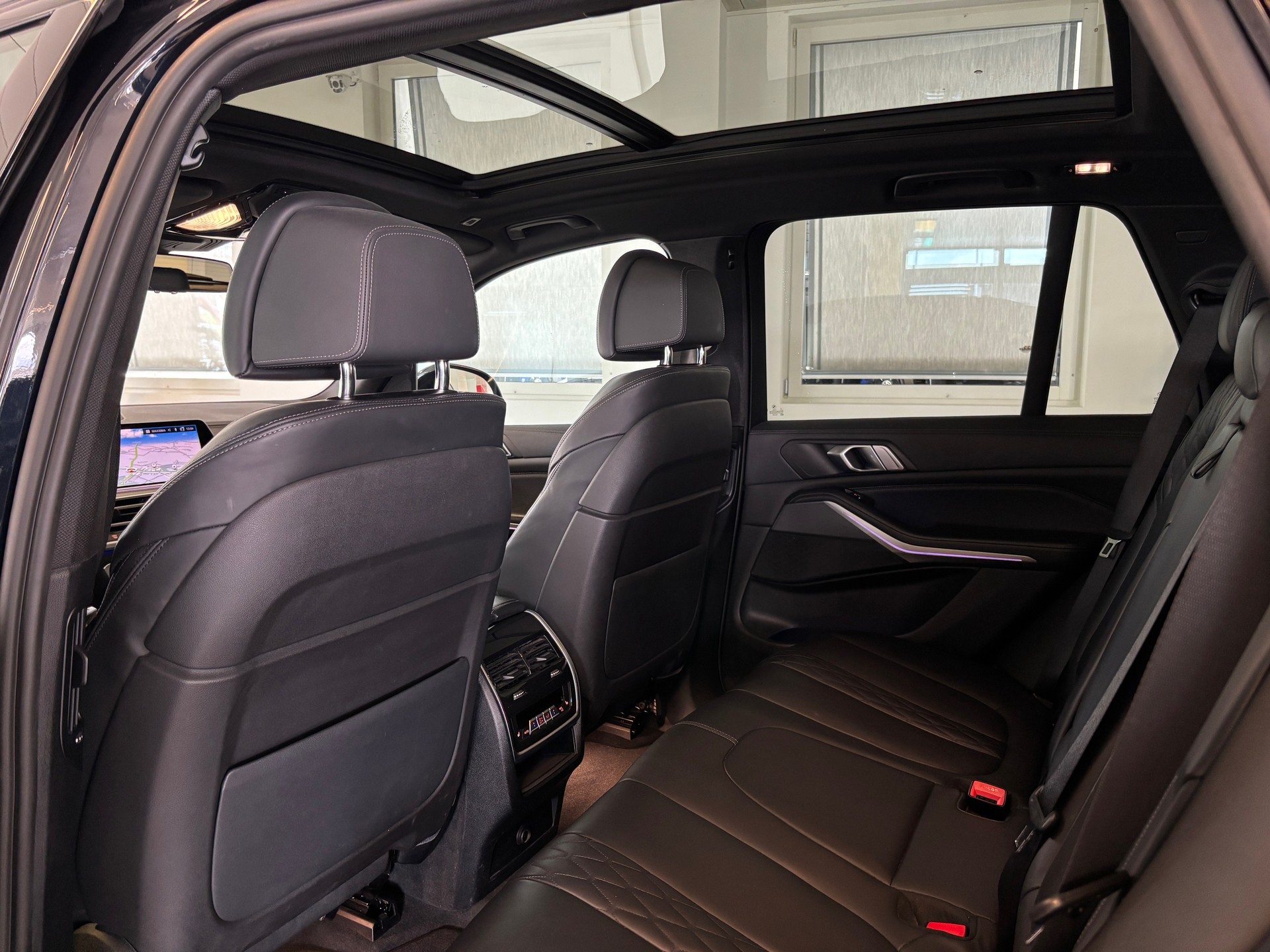 BMW X5 xDrive 48V 30d M Sport Steptronic-image-11