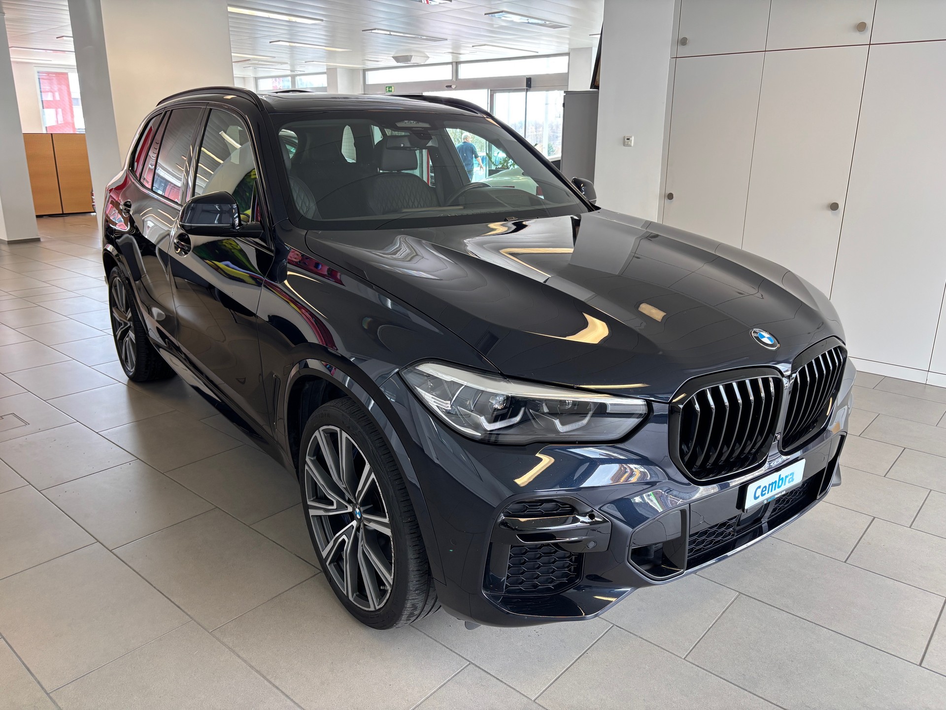 BMW X5 xDrive 48V 30d M Sport Steptronic-image-1