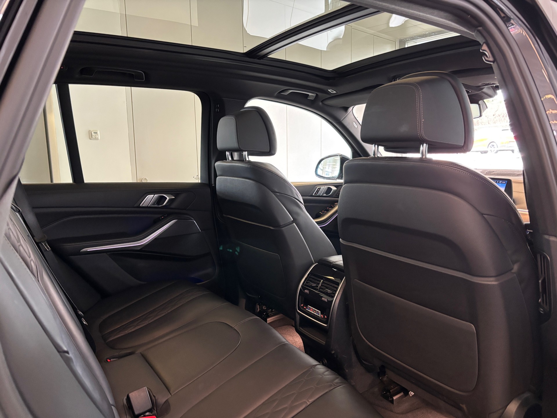 BMW X5 xDrive 48V 30d M Sport Steptronic-image-10