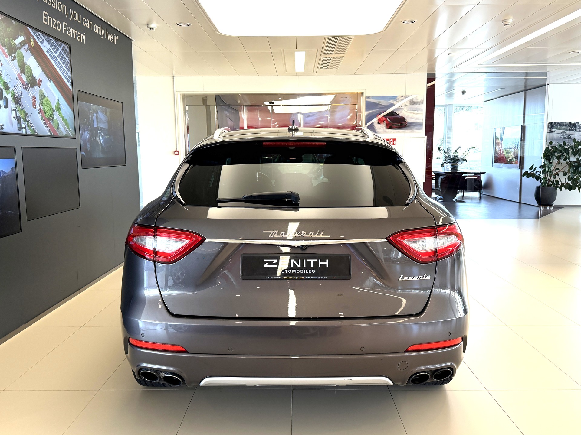 MASERATI Levante S 3.0 V6 Automatica-image-5