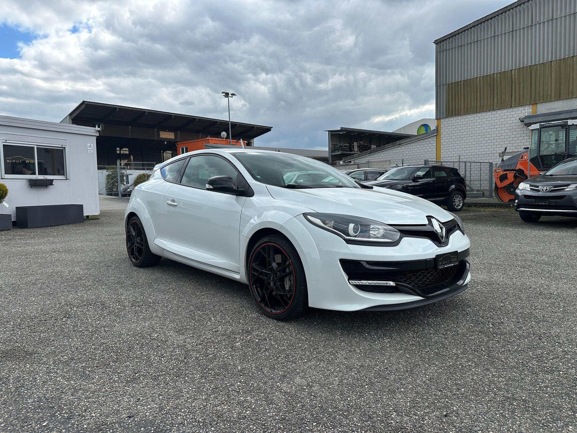 RENAULT Mégane Coupé 2.0 16V Turbo Red Bull Racing-image-5