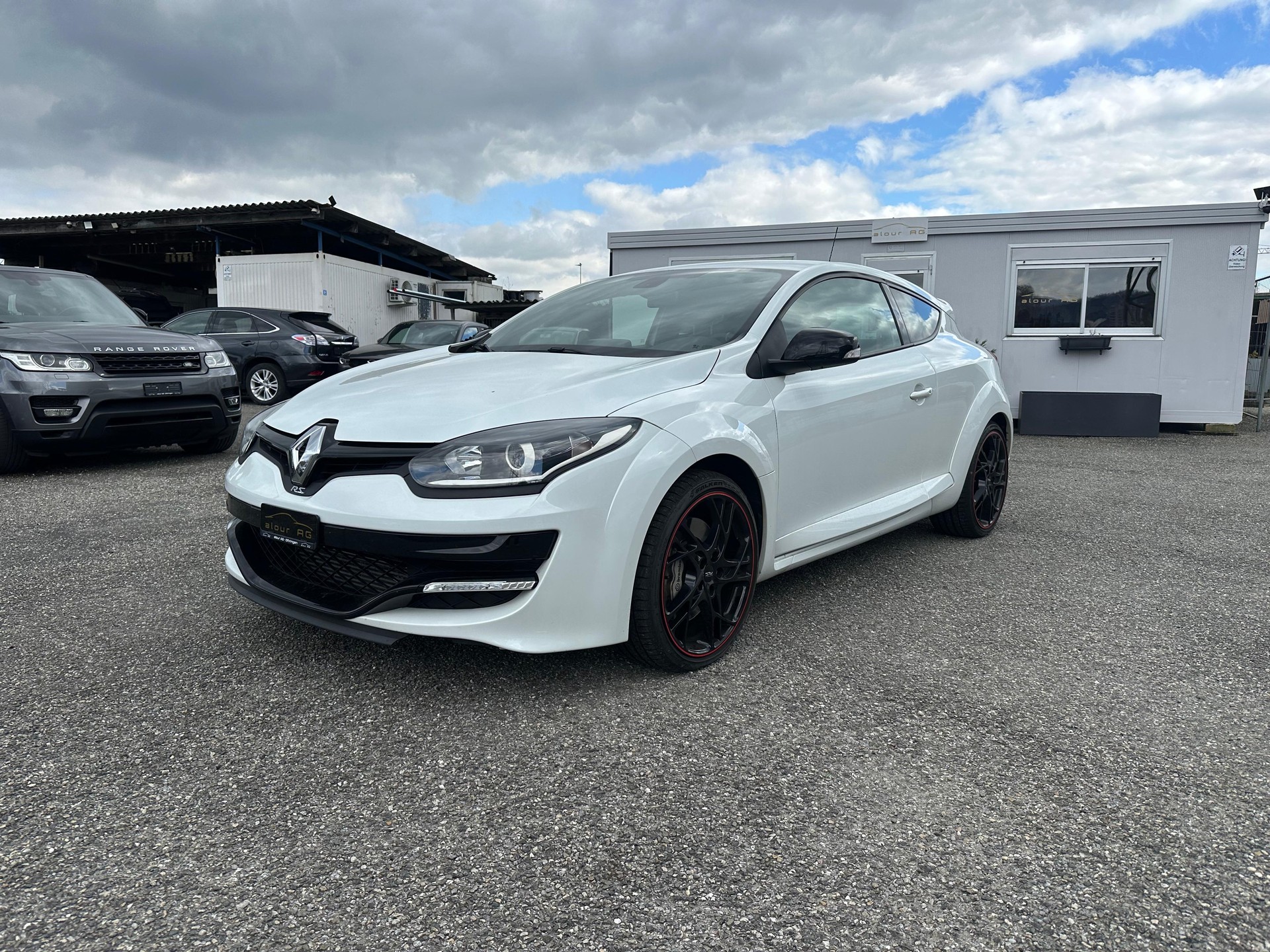 RENAULT Mégane Coupé 2.0 16V Turbo Red Bull Racing-image-1
