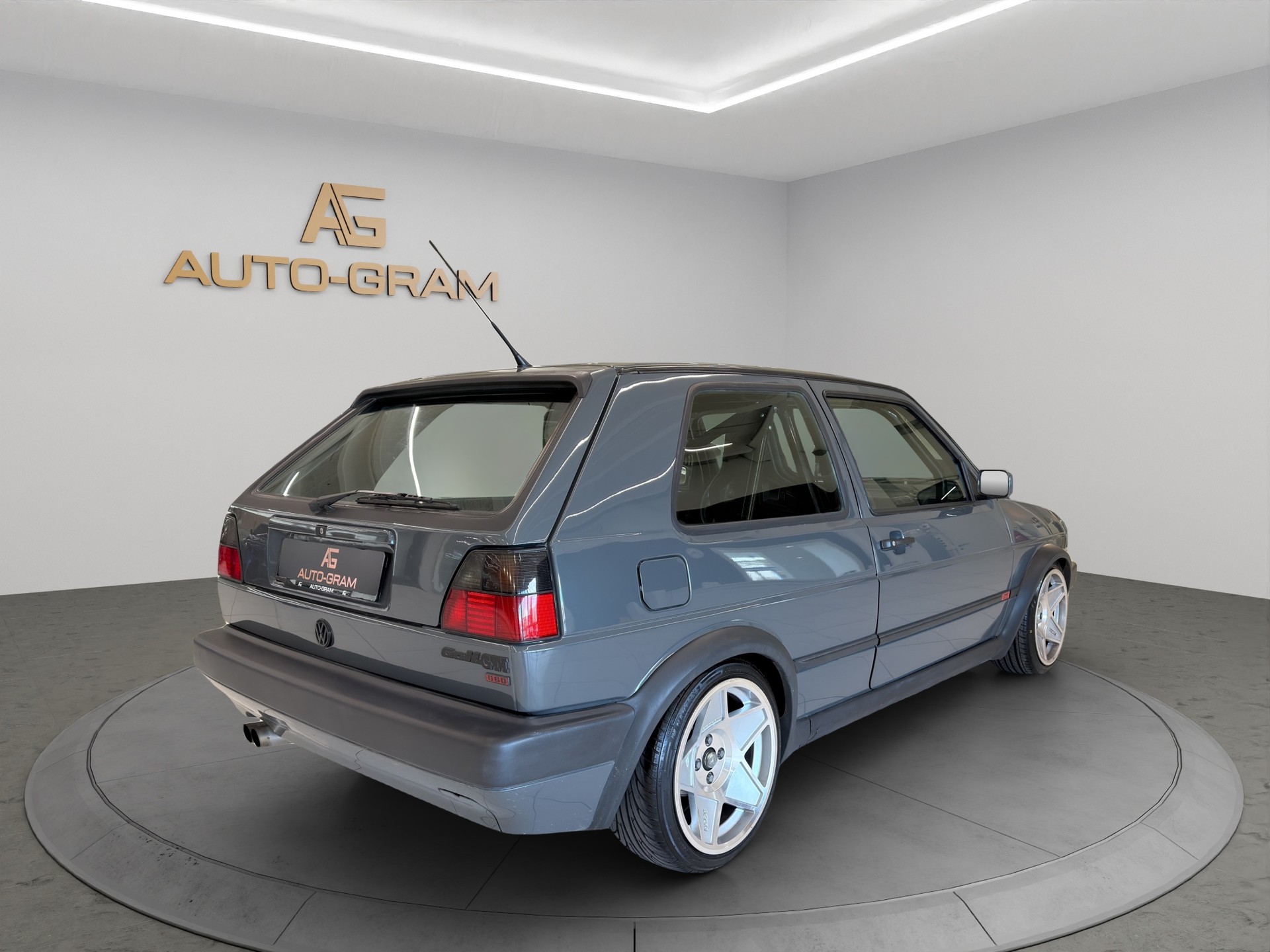 VW Golf 1800 GTI G60 Edition-image-4