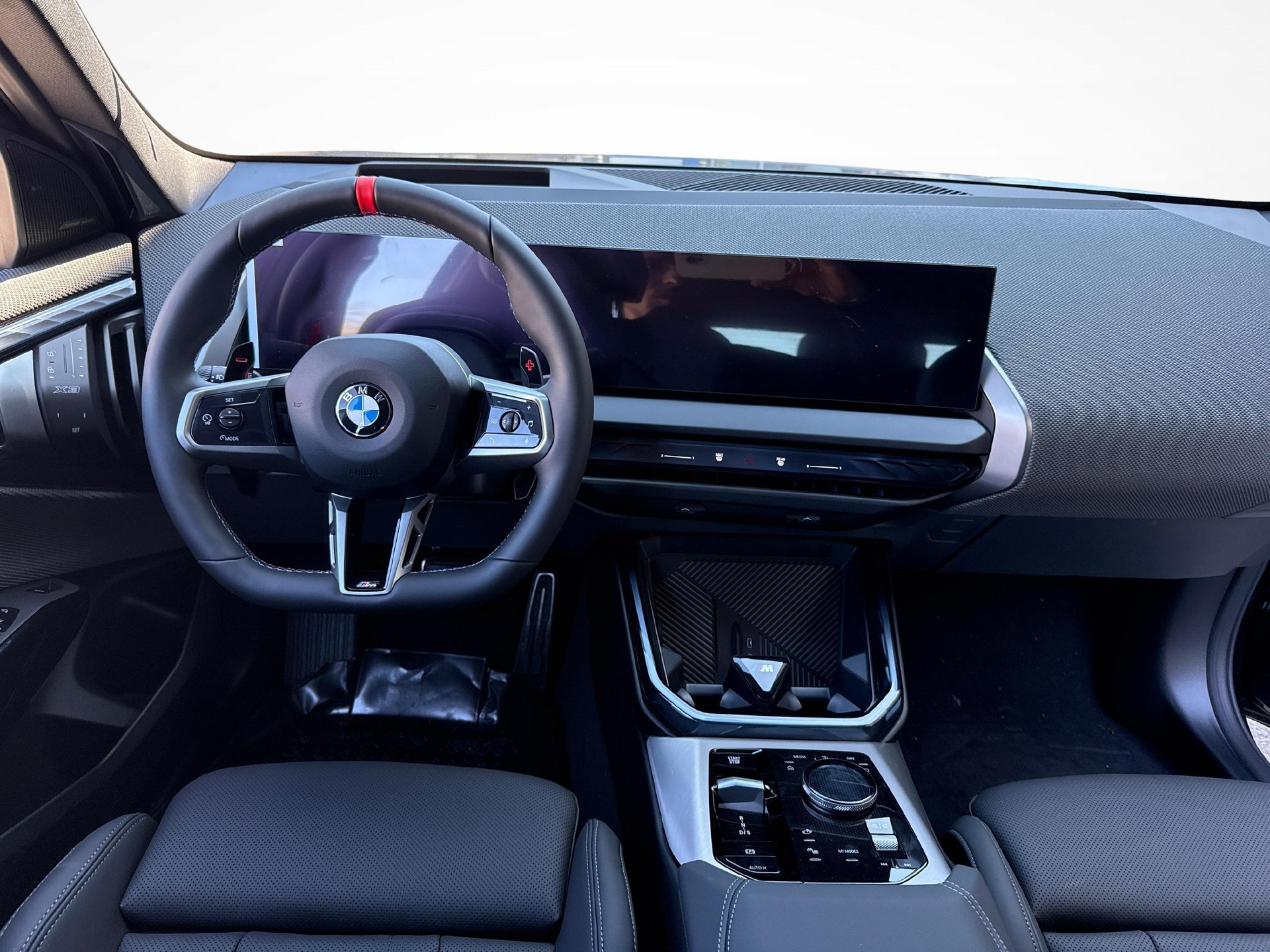 BMW X3 M50i-image-8