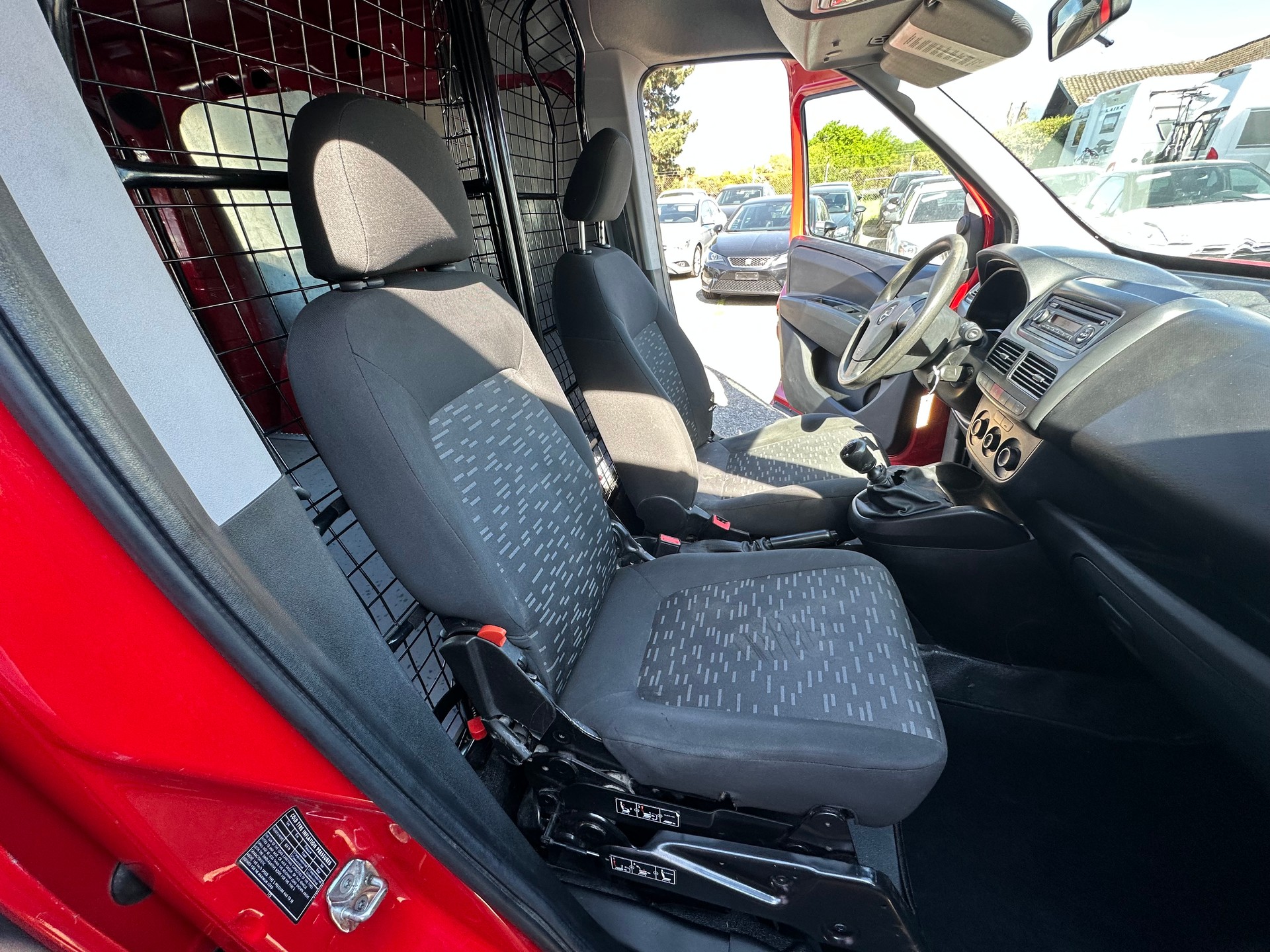OPEL Combo 1.4i 2.2 L1H1-image-18