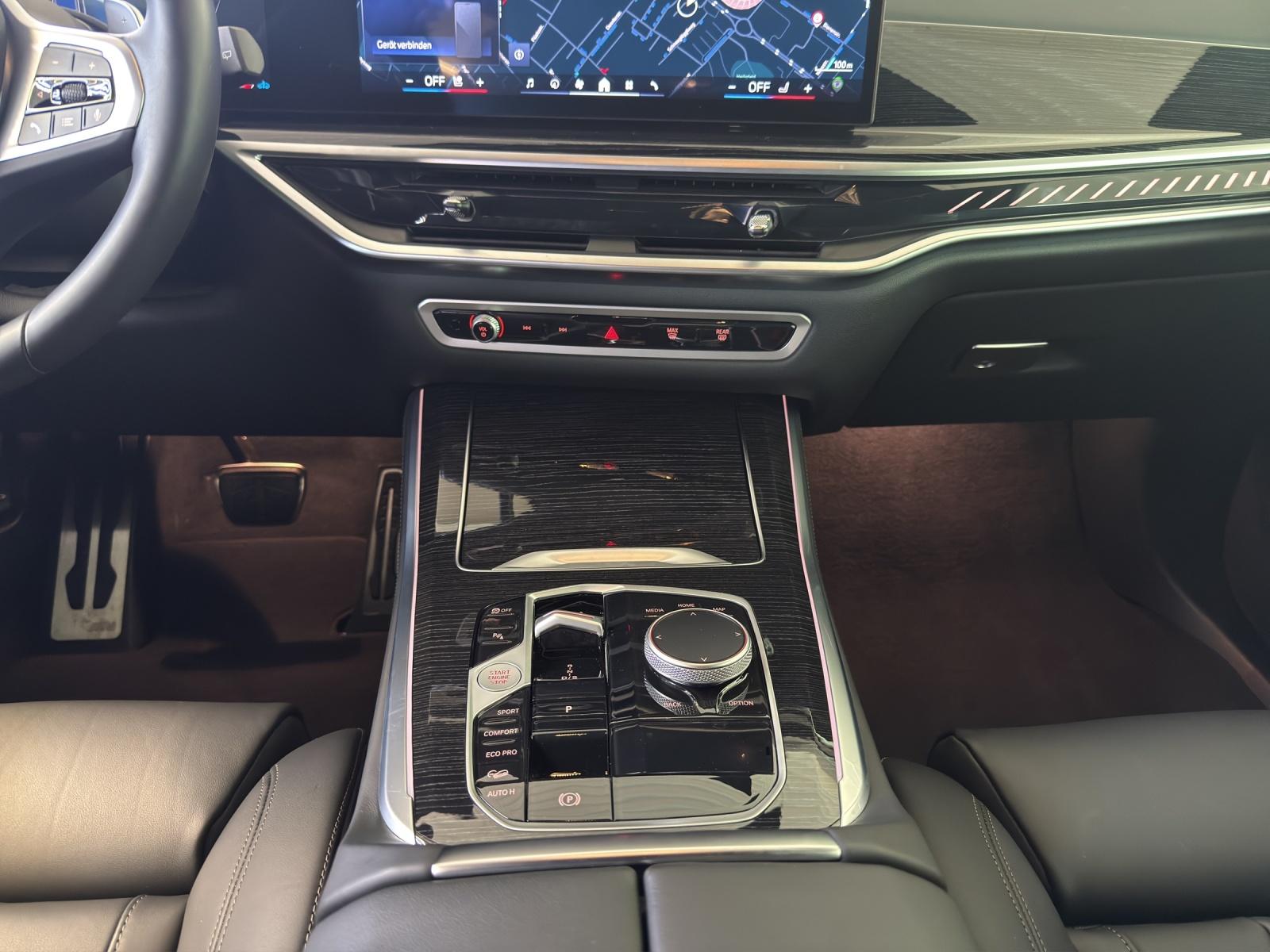 BMW X5 M60i xDrive-image-10