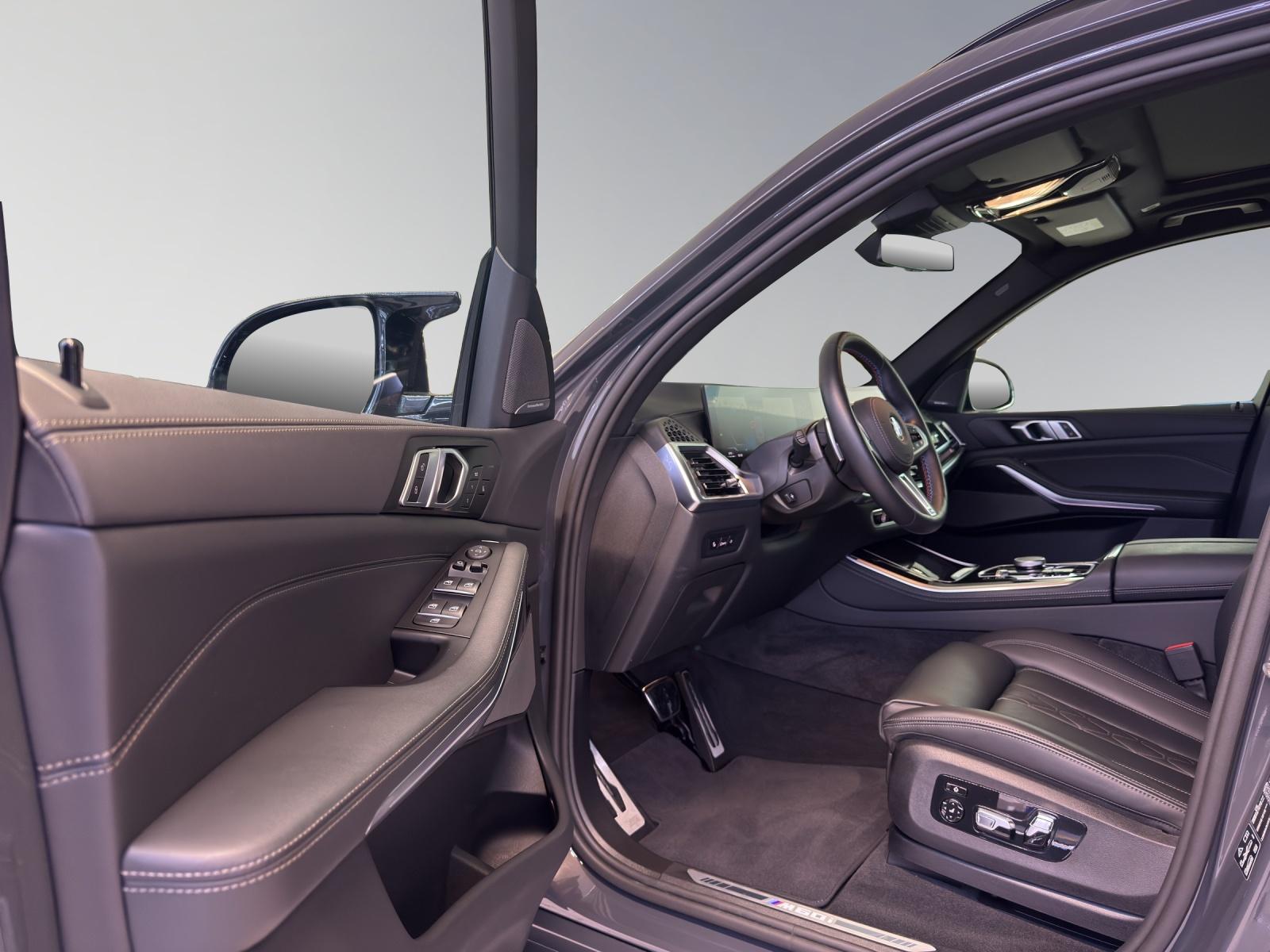 BMW X5 M60i xDrive-image-11