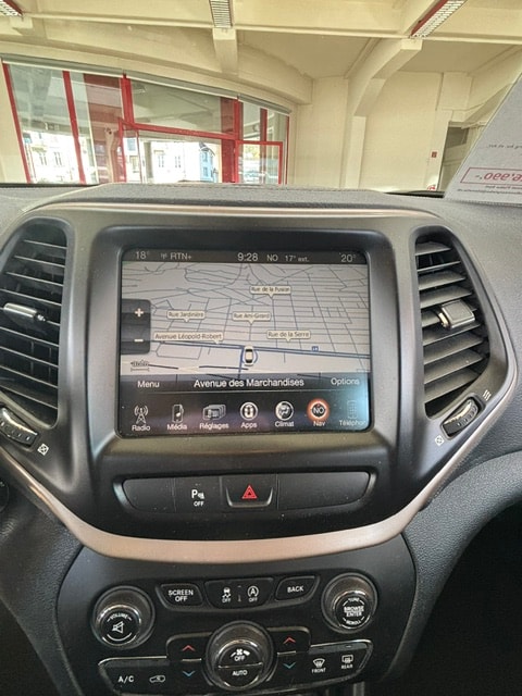 JEEP Cherokee 2.2TD Longitude AWD 9ATX-image-5