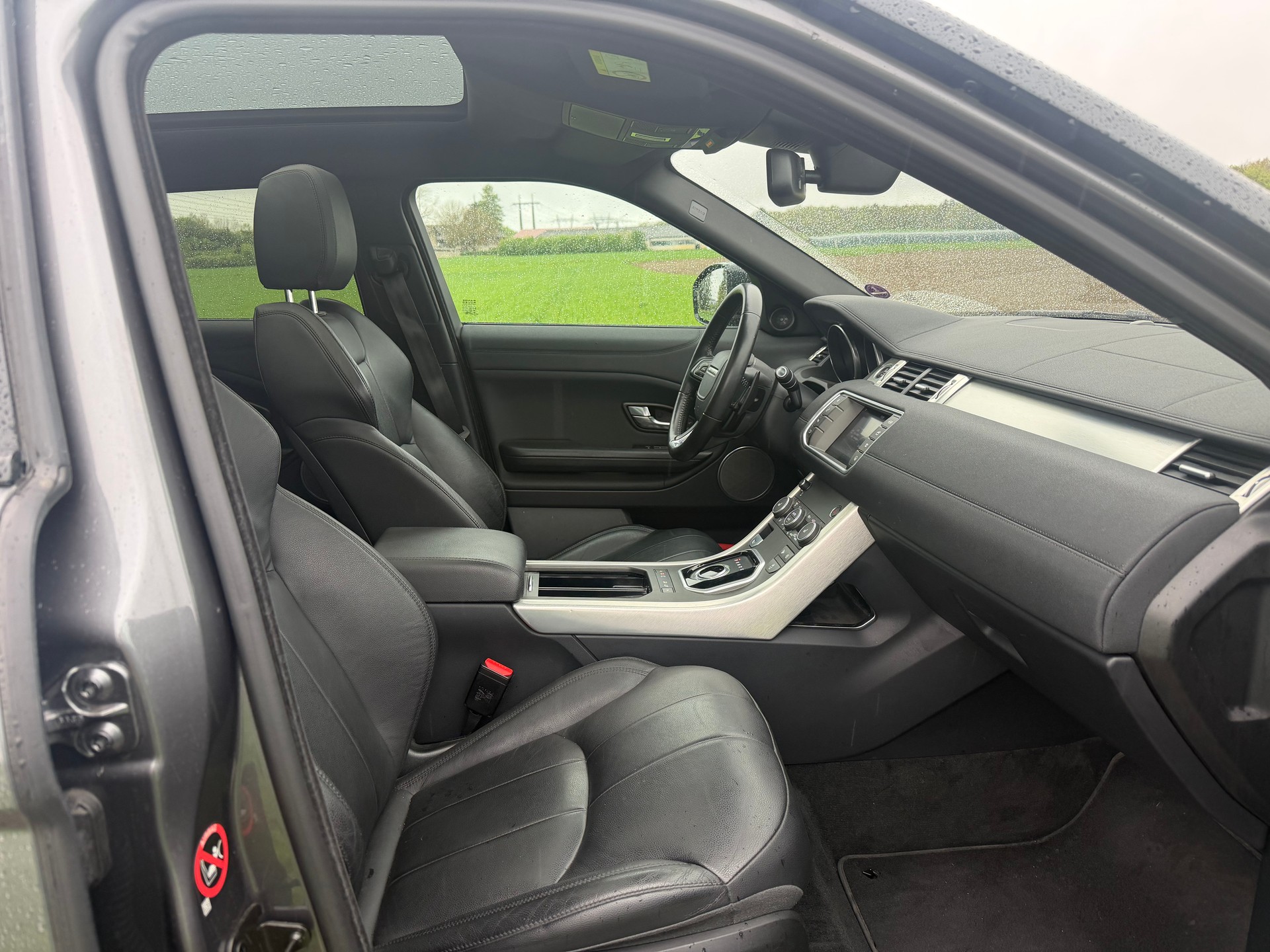 LAND ROVER Range Rover Evoque 2.0 Si4 SE Advantage AT9-image-10