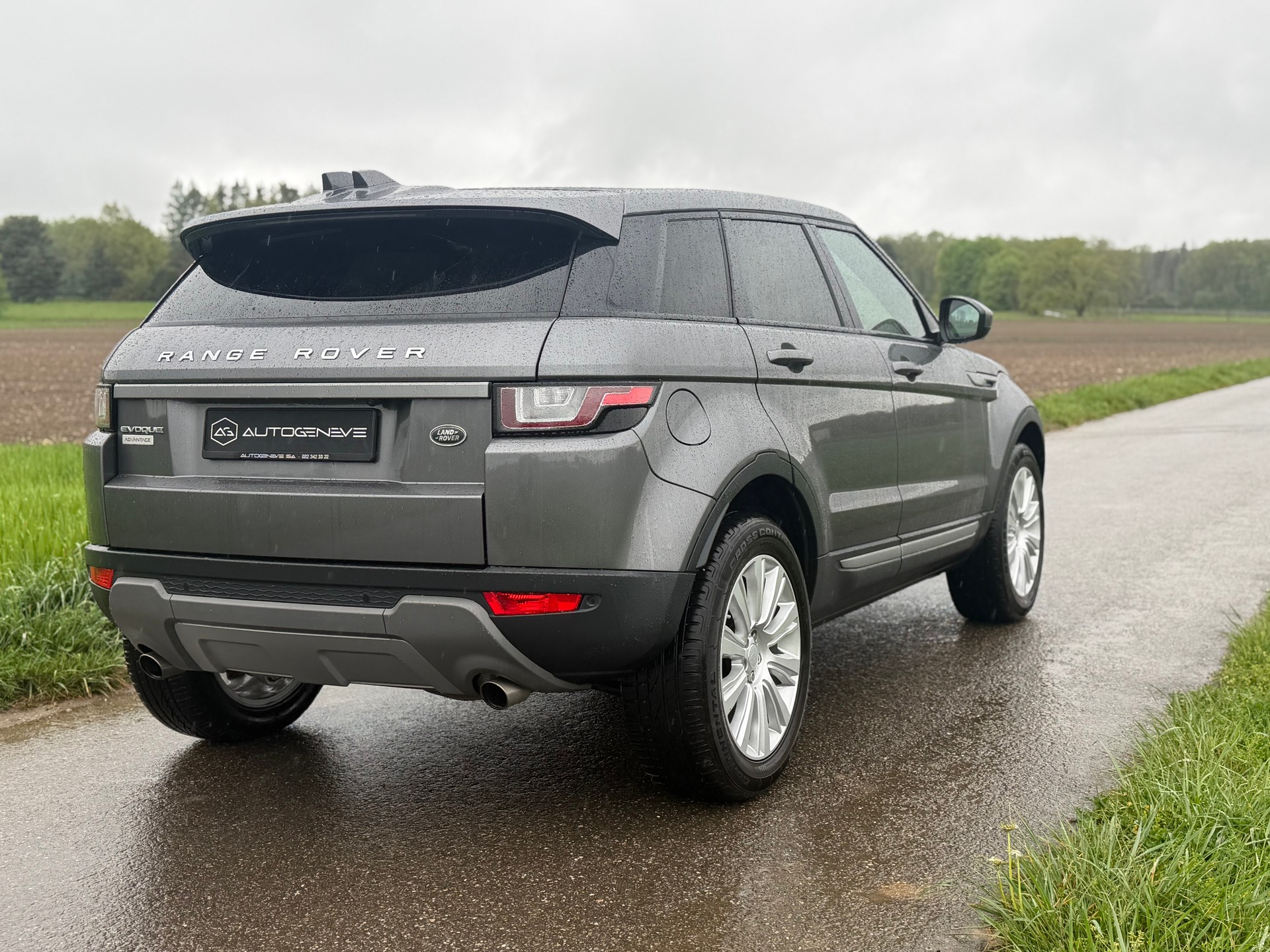 LAND ROVER Range Rover Evoque 2.0 Si4 SE Advantage AT9-image-8