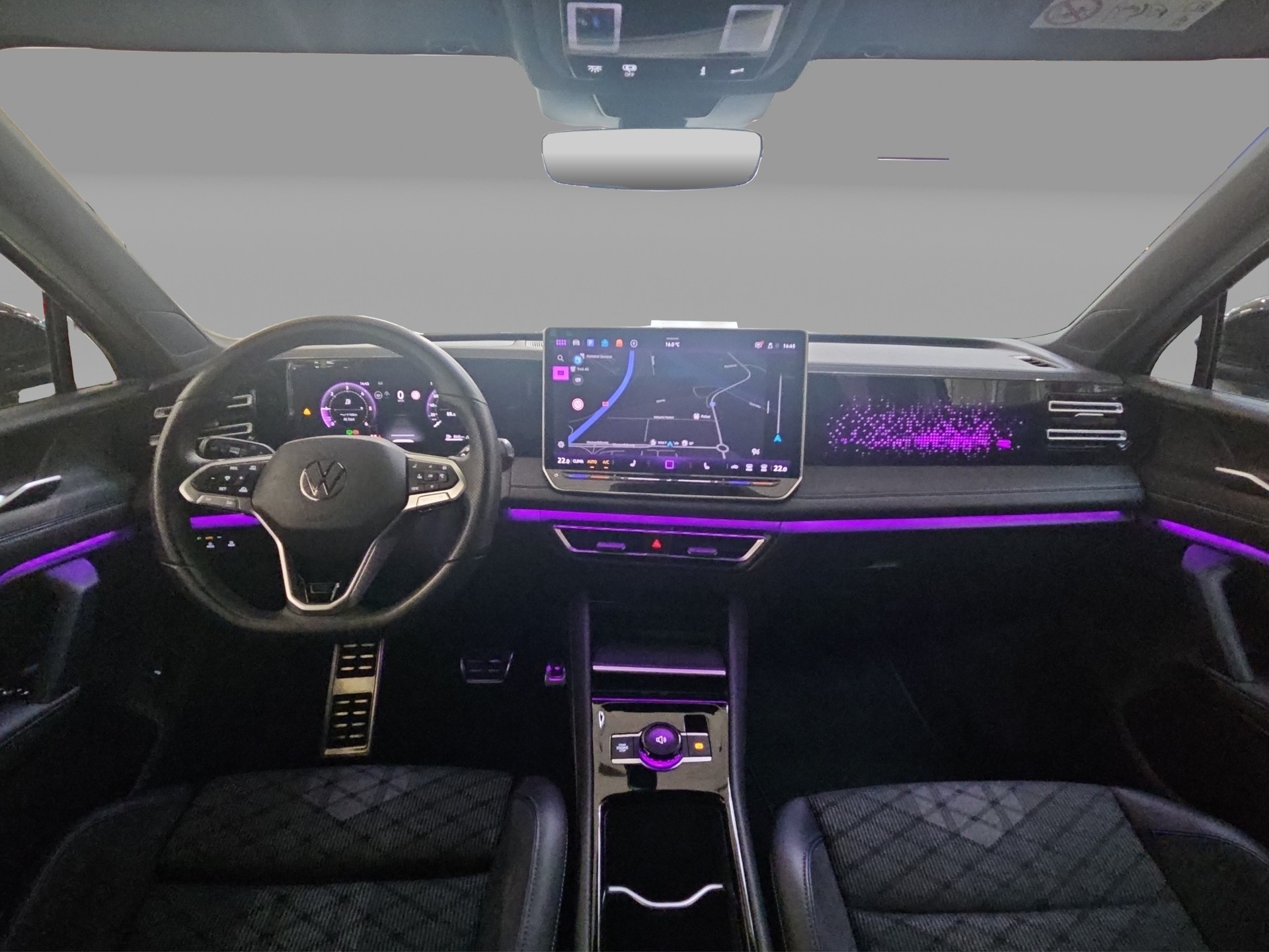 VW Tiguan 2.0 TDI SCR R-Line DSG 4motion-image-6