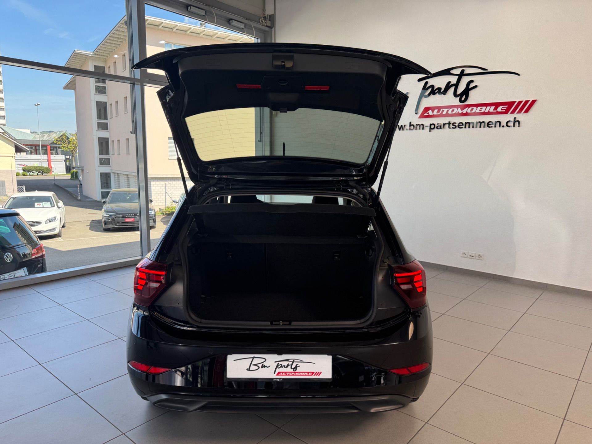 VW Polo 1.0 TSI Life DSG-image-12