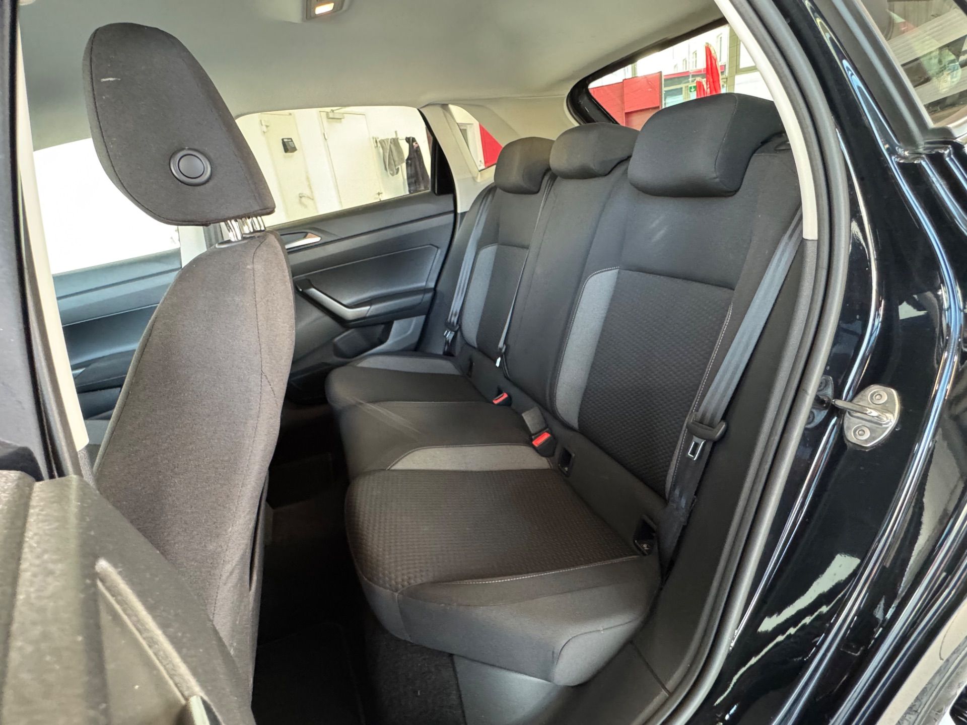 VW Polo 1.0 TSI Life DSG-image-11
