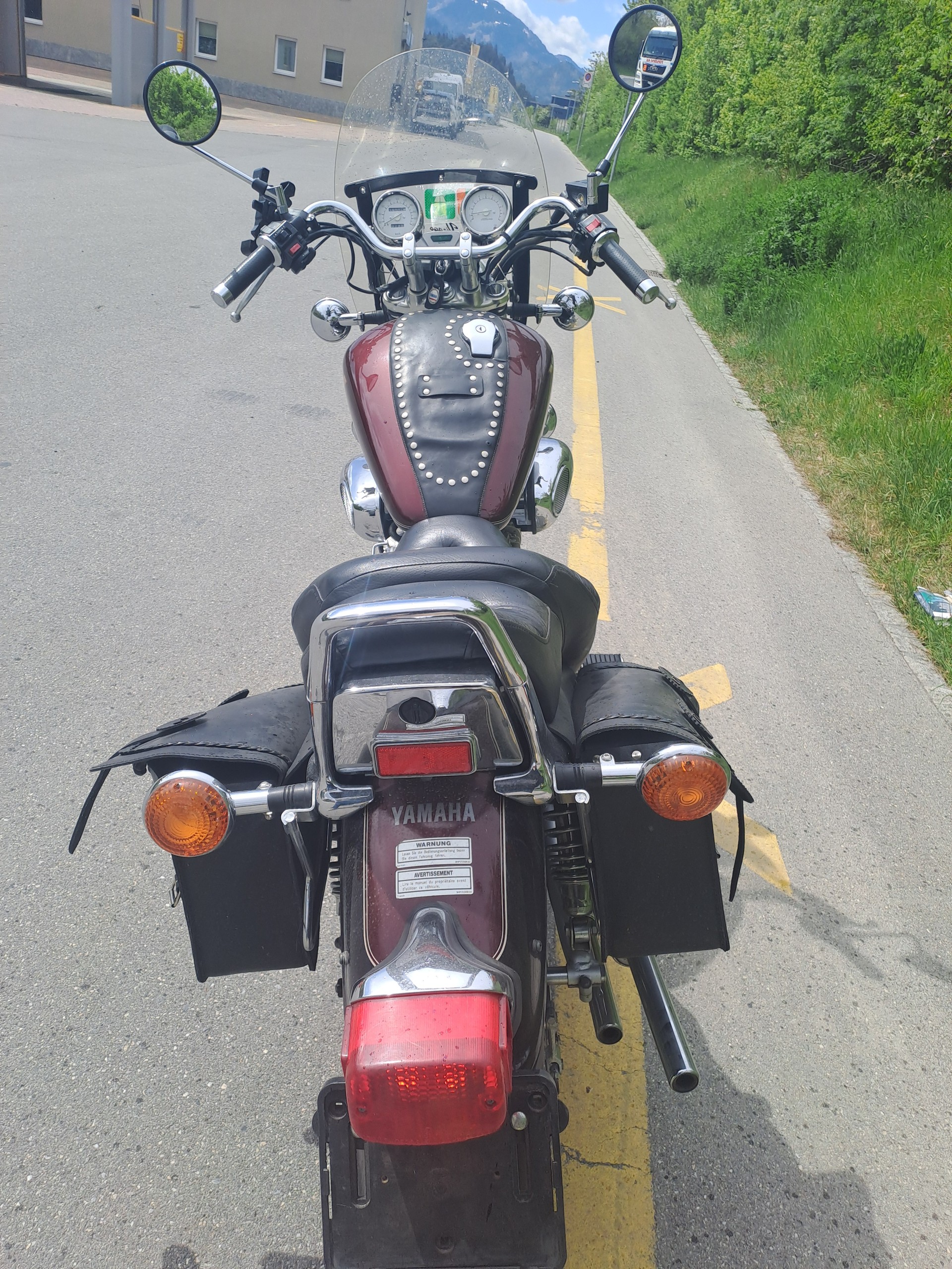 YAMAHA XV 750 Virago-image-4