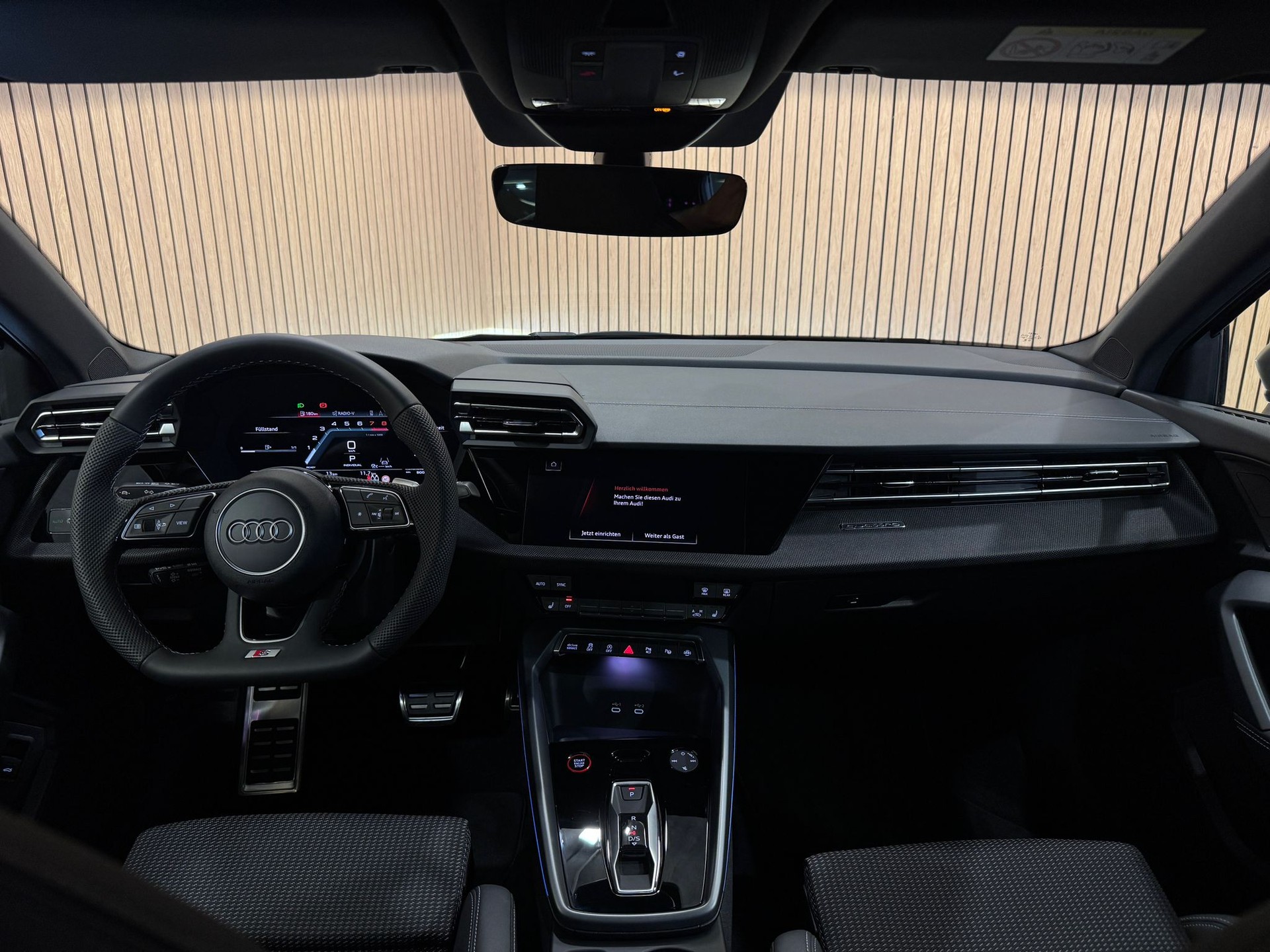 AUDI S3 Sportback TFSI quattro S-tronic-image-7