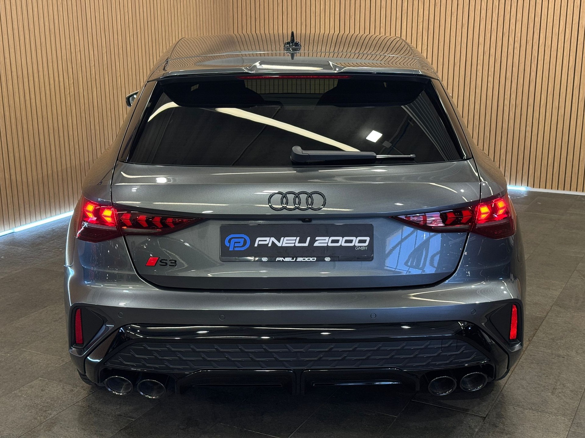 AUDI S3 Sportback TFSI quattro S-tronic-image-4