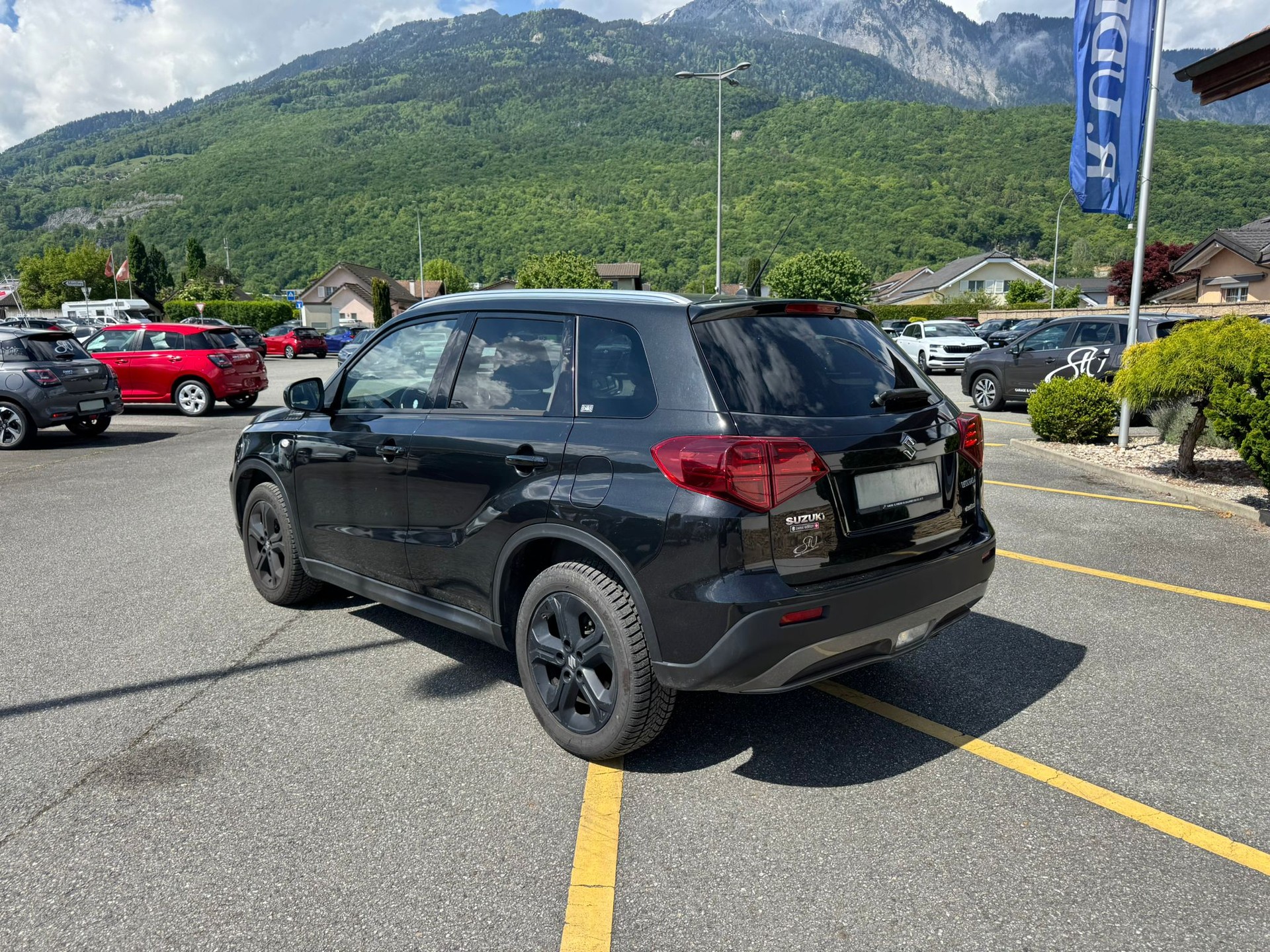 SUZUKI Vitara 1.4 Boosterjet Compact + Automatic-image-2