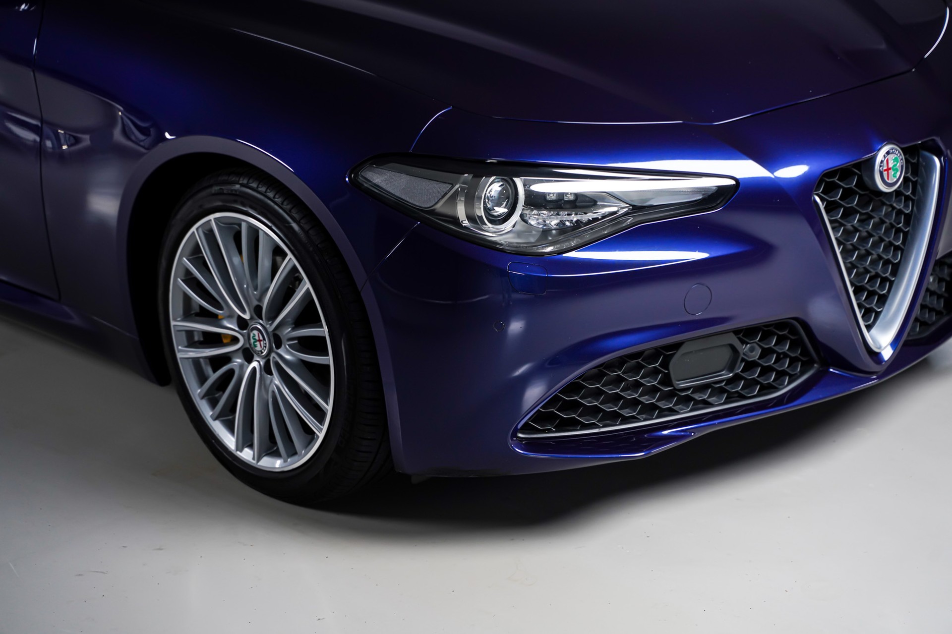 ALFA ROMEO Giulia 2.2 JTDM Super Automatic-image-3