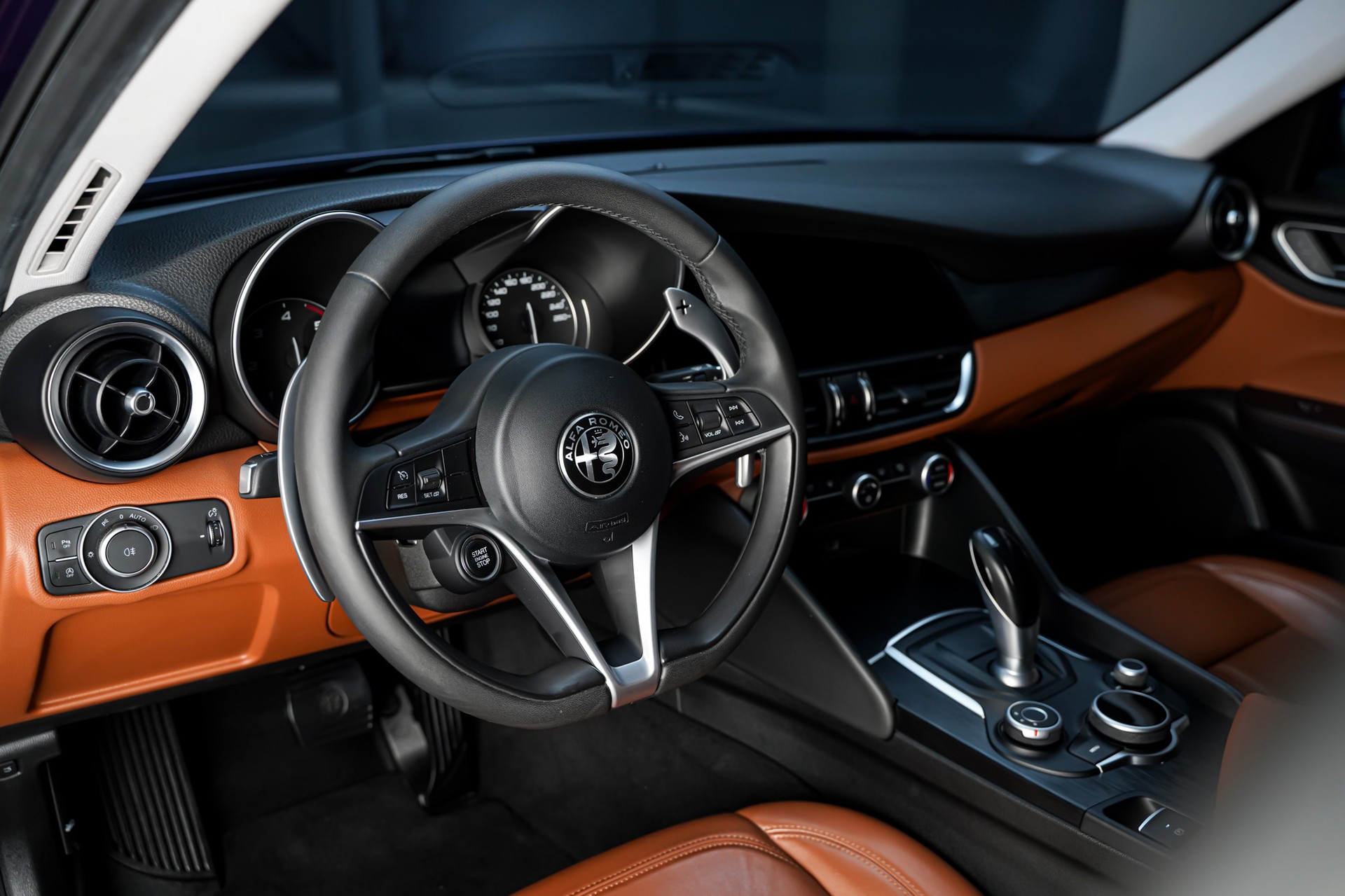 ALFA ROMEO Giulia 2.2 JTDM Super Automatic-image-9