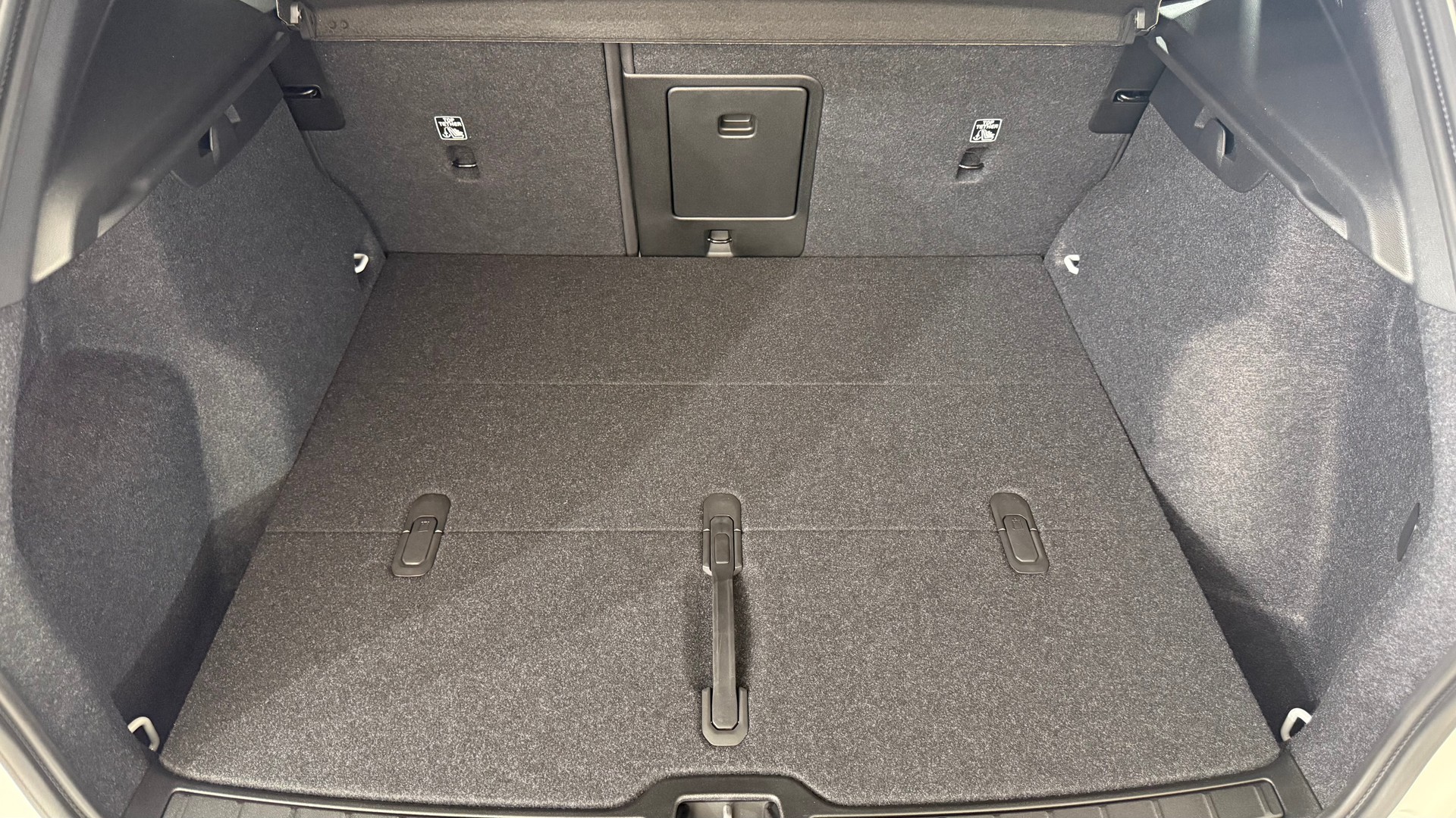 VOLVO EX40 Twin Ultra AWD-image-6