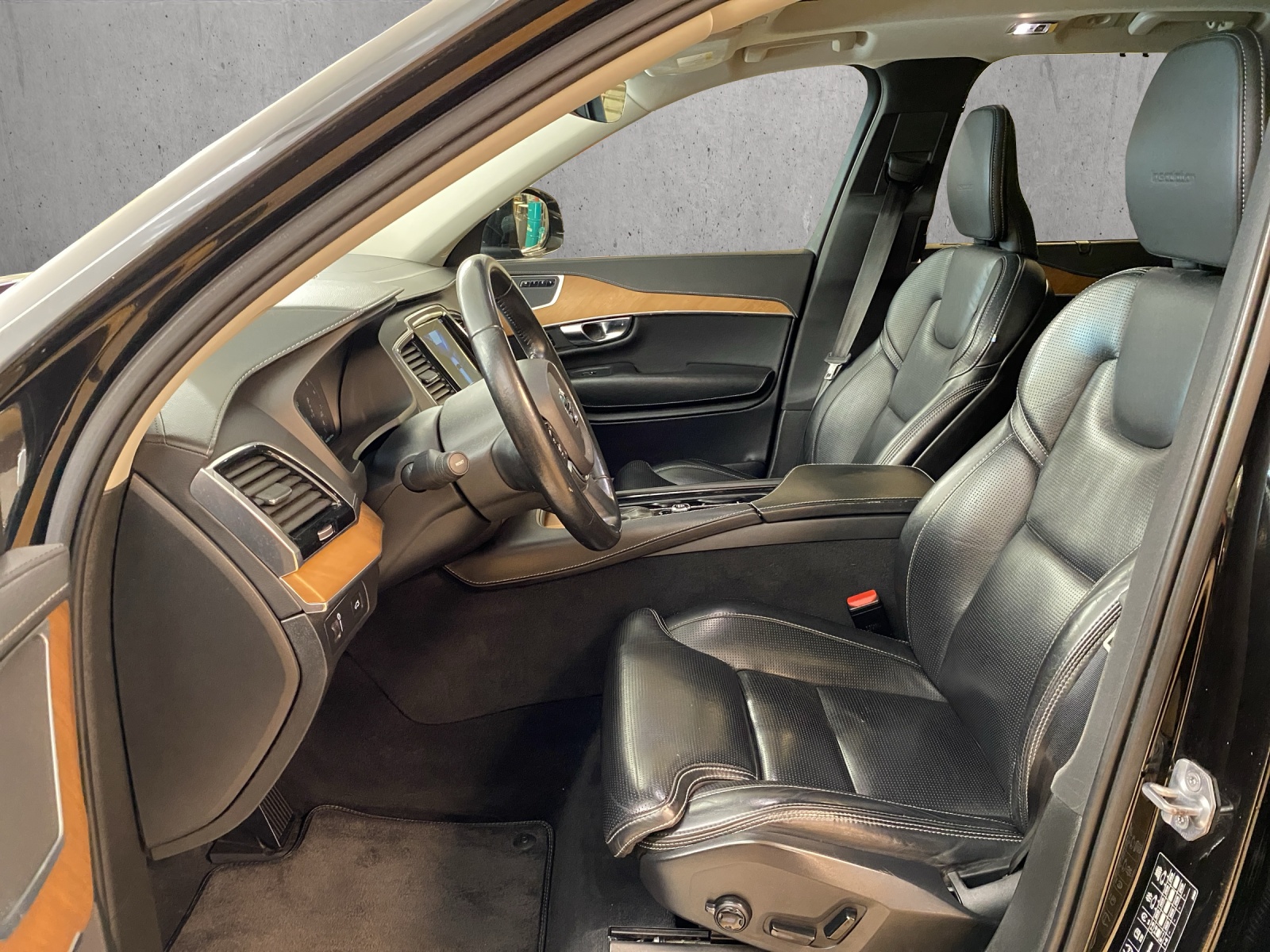 VOLVO XC90 T5 AWD Inscription Geartronic-image-7