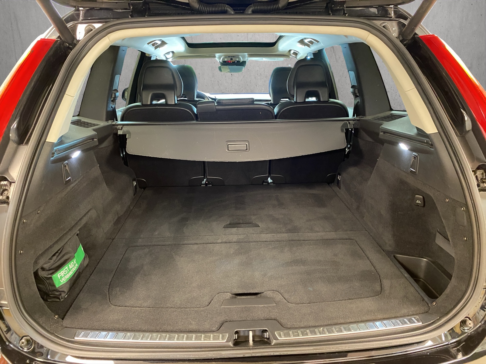 VOLVO XC90 T5 AWD Inscription Geartronic-image-13