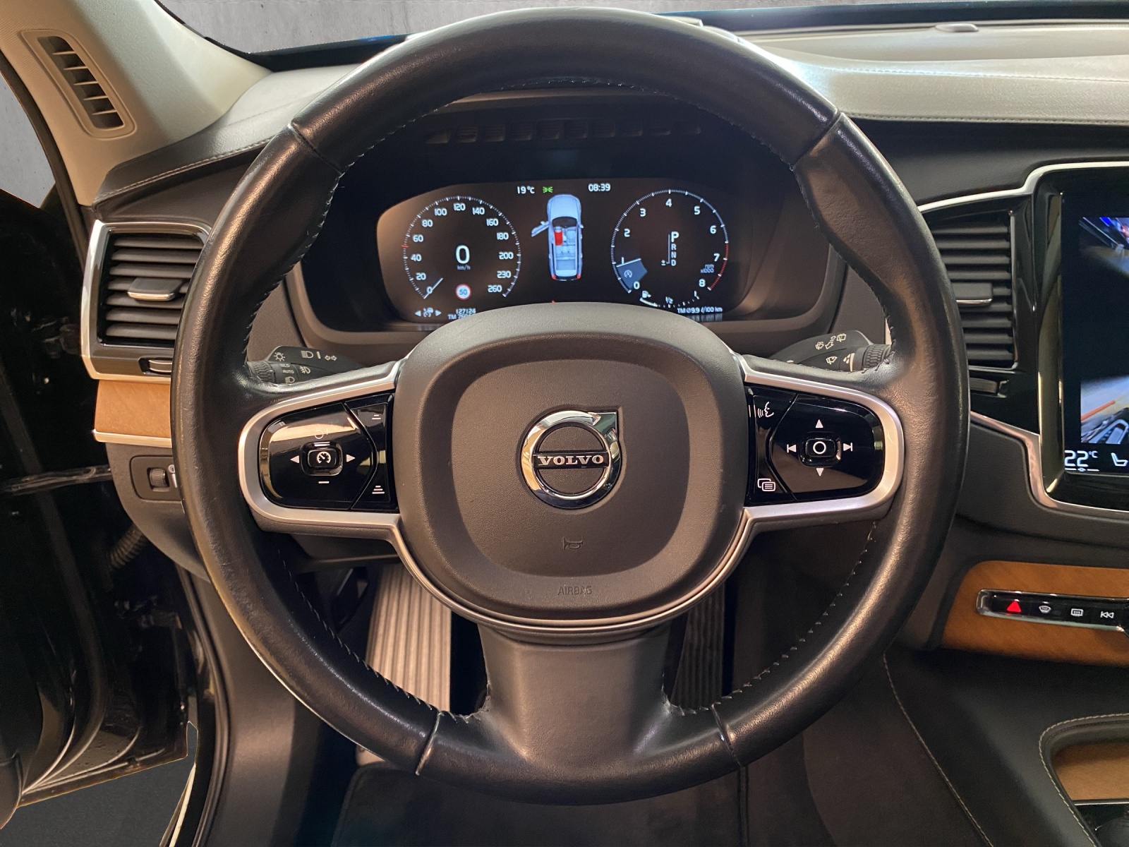 VOLVO XC90 T5 AWD Inscription Geartronic-image-9