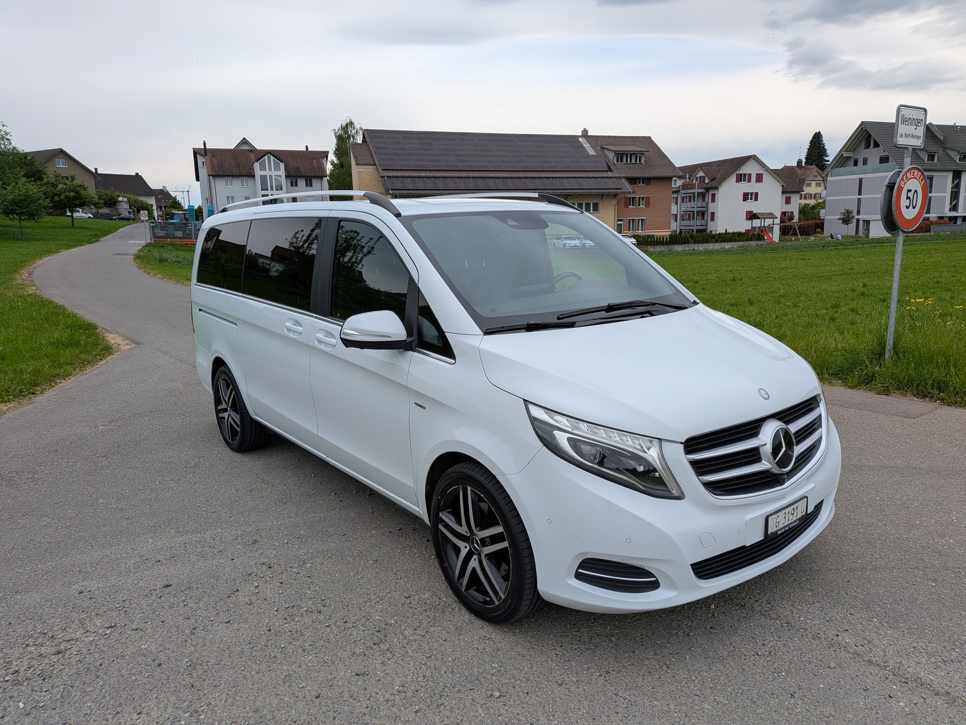 MERCEDES-BENZ V 250 BlueTEC Edition 1 lang 7G-Tronic-image-3