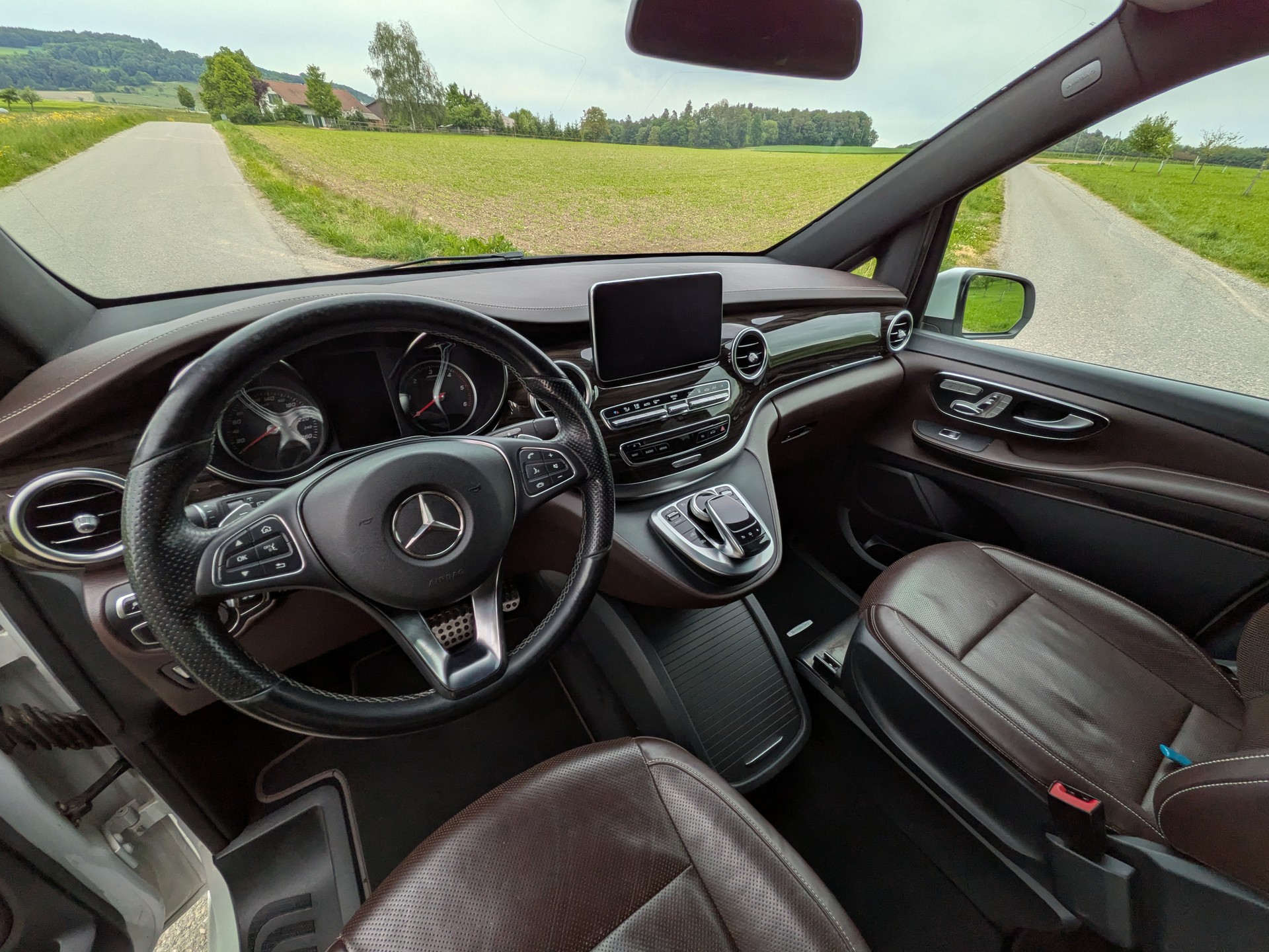 MERCEDES-BENZ V 250 BlueTEC Edition 1 lang 7G-Tronic-image-15