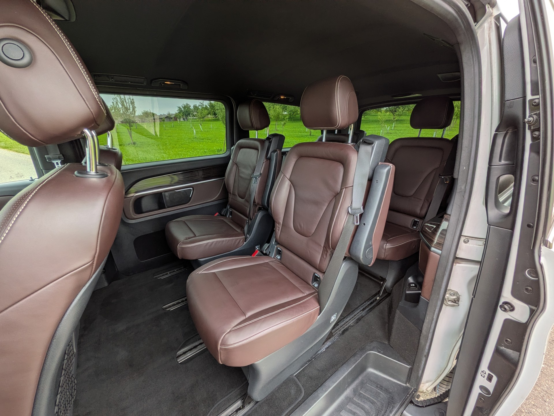 MERCEDES-BENZ V 250 BlueTEC Edition 1 lang 7G-Tronic-image-22