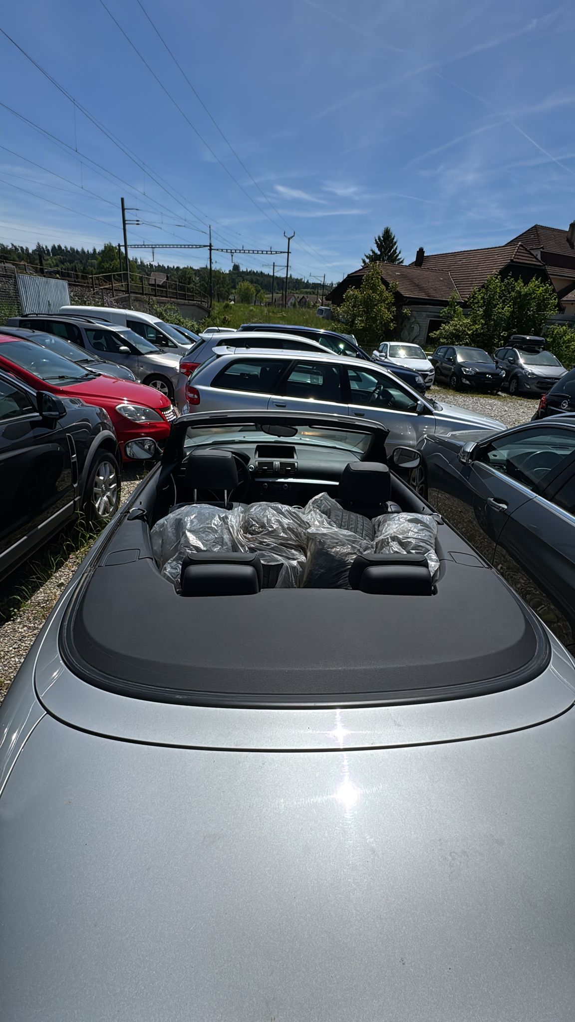 BMW 120i Cabrio-image-15